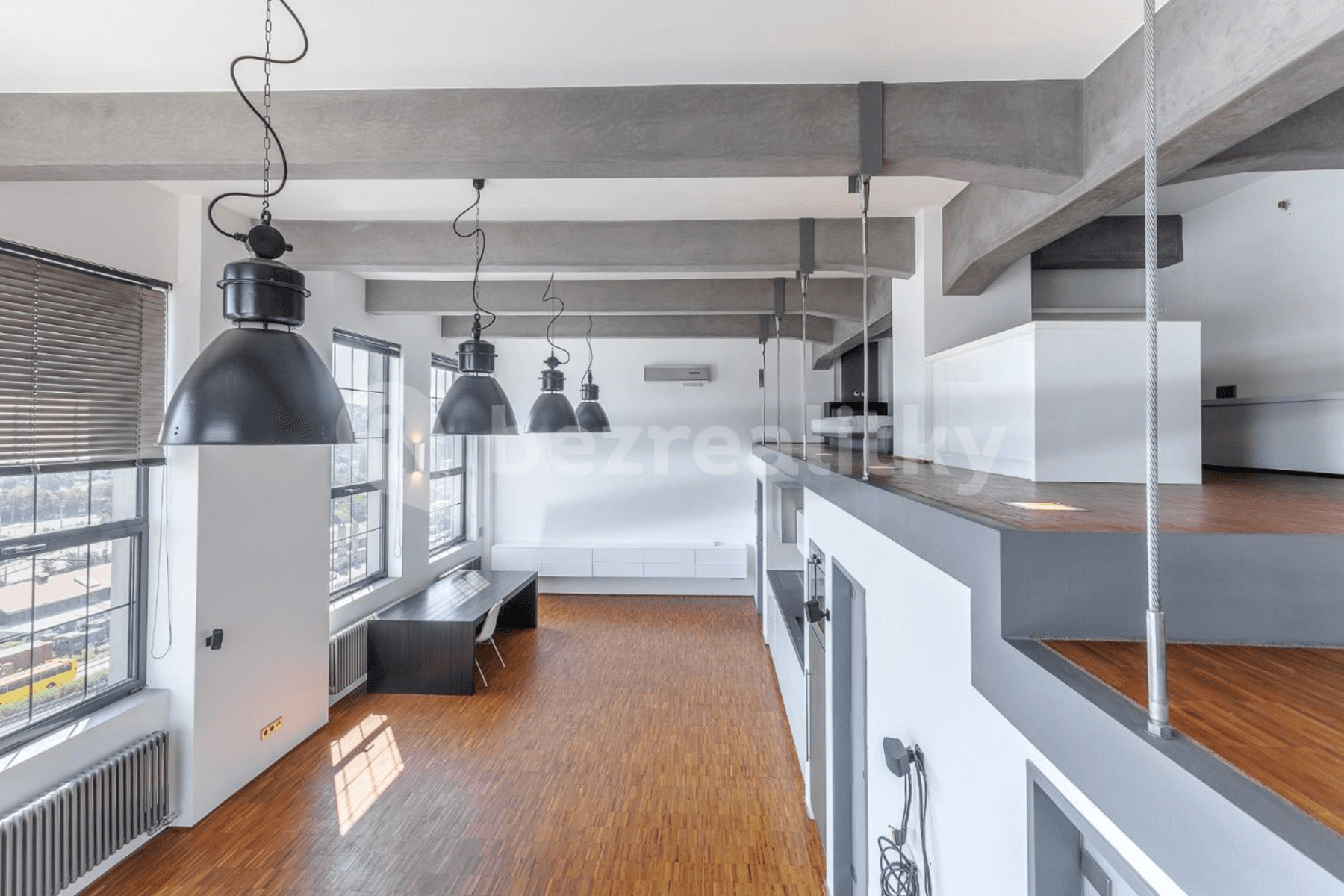 Pronájem kanceláře 114 m², Křížová, Praha, Praha Pronájem kanceláře 114 m², Křížová, Praha, Praha