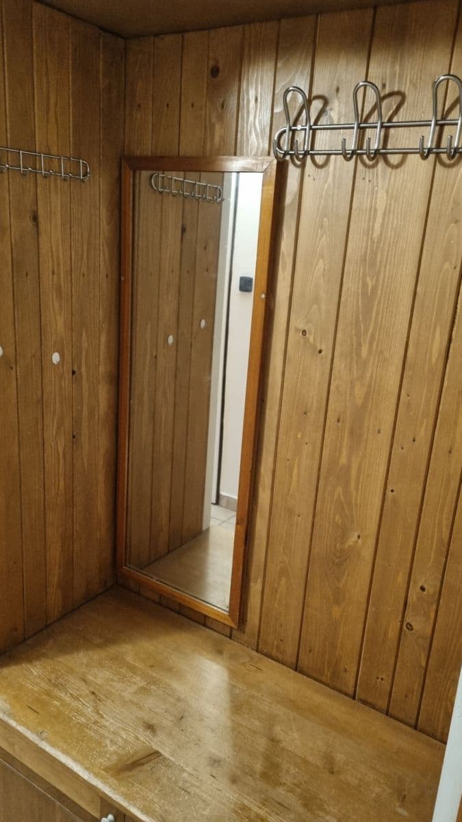 Pronájem bytu 2+1 65 m², Dr. E. Beneše, Bystřice, Středočeský kraj Pronájem bytu 2+1 65 m², Dr. E. Beneše, Bystřice, Středočeský kraj