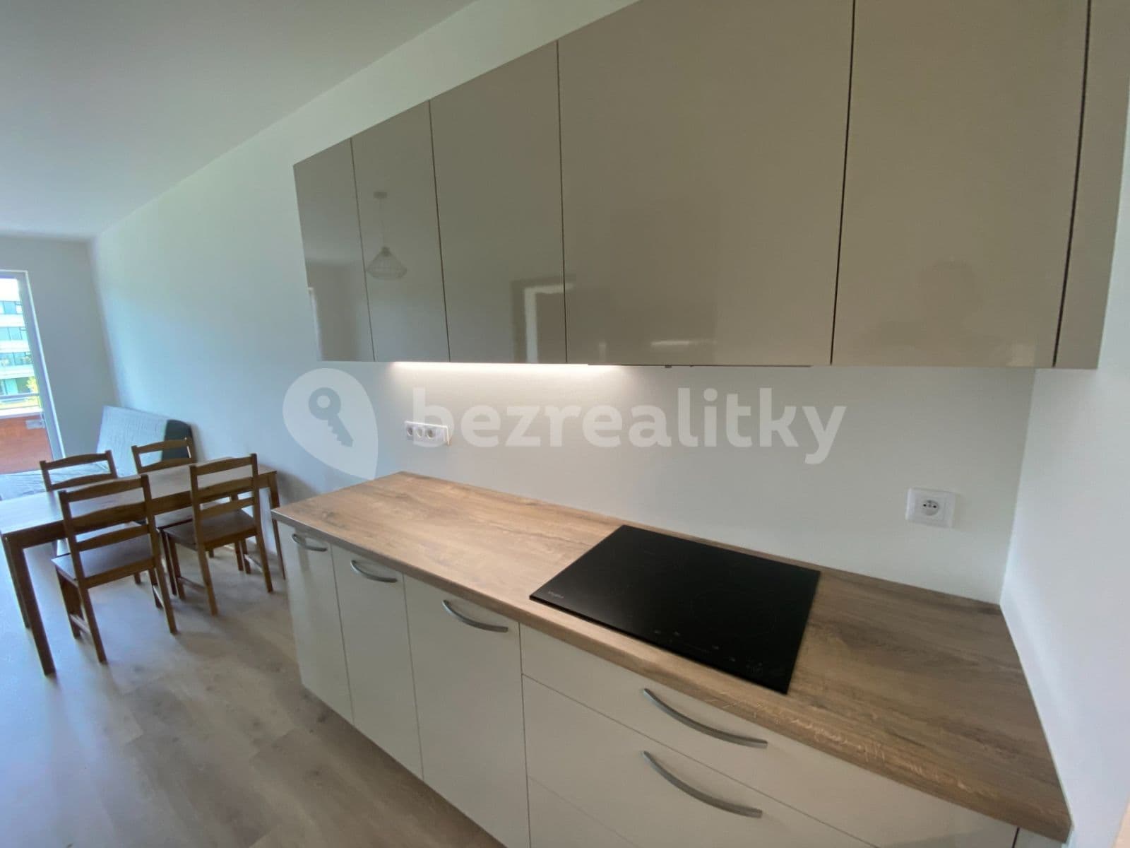 Pronájem bytu 2+kk 52 m², K Metru, Praha, Praha Pronájem bytu 2+kk 52 m², K Metru, Praha, Praha