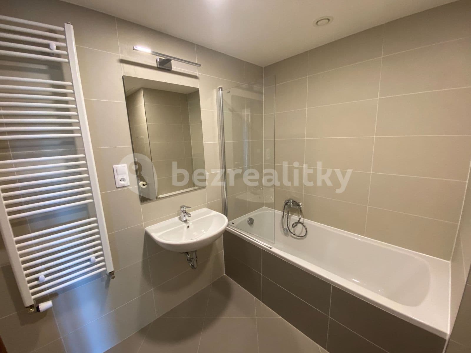 Pronájem bytu 2+kk 52 m², K Metru, Praha, Praha Pronájem bytu 2+kk 52 m², K Metru, Praha, Praha