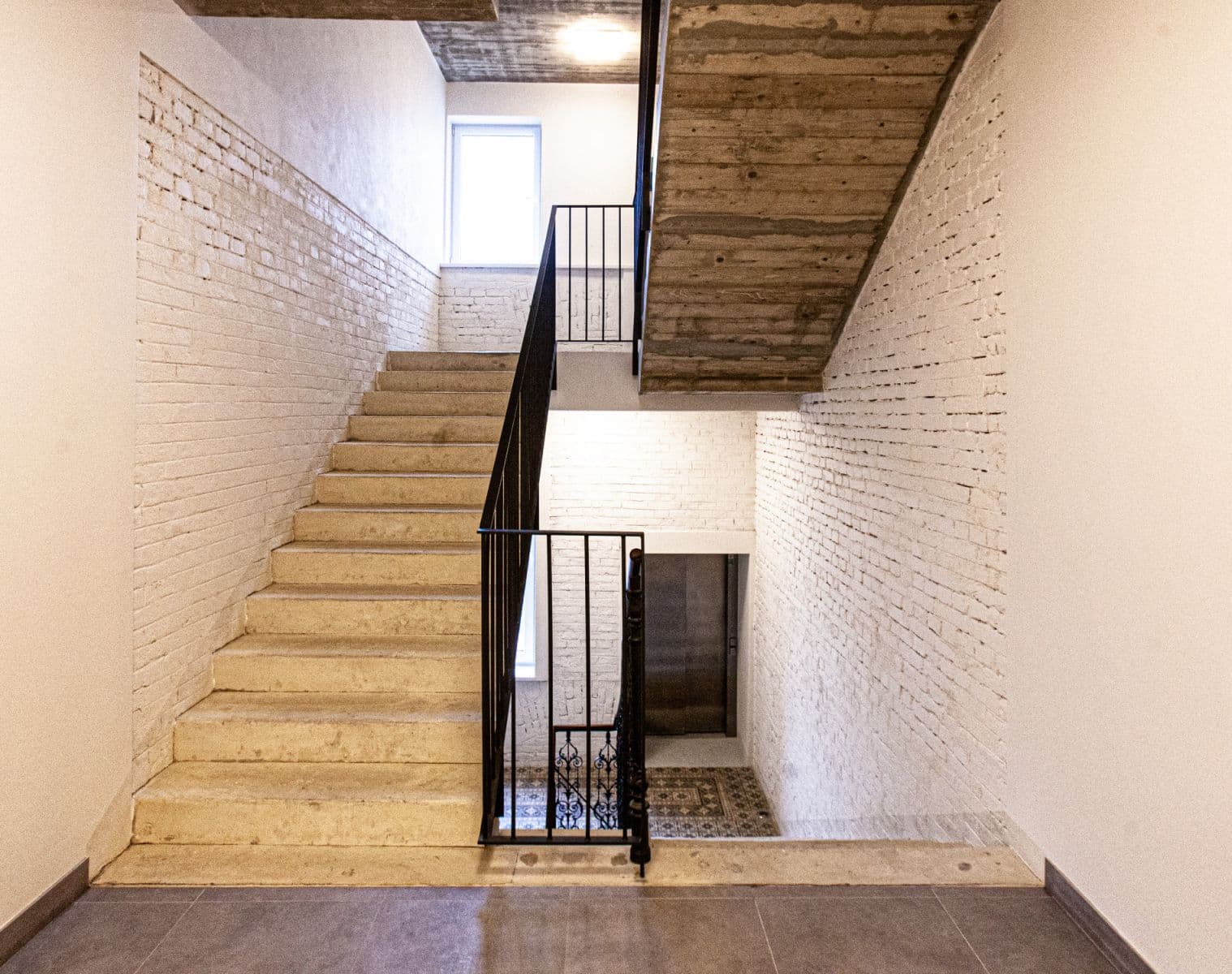 Pronájem bytu 22 m², Vlhká, Brno, Jihomoravský kraj Pronájem bytu 22 m², Vlhká, Brno, Jihomoravský kraj