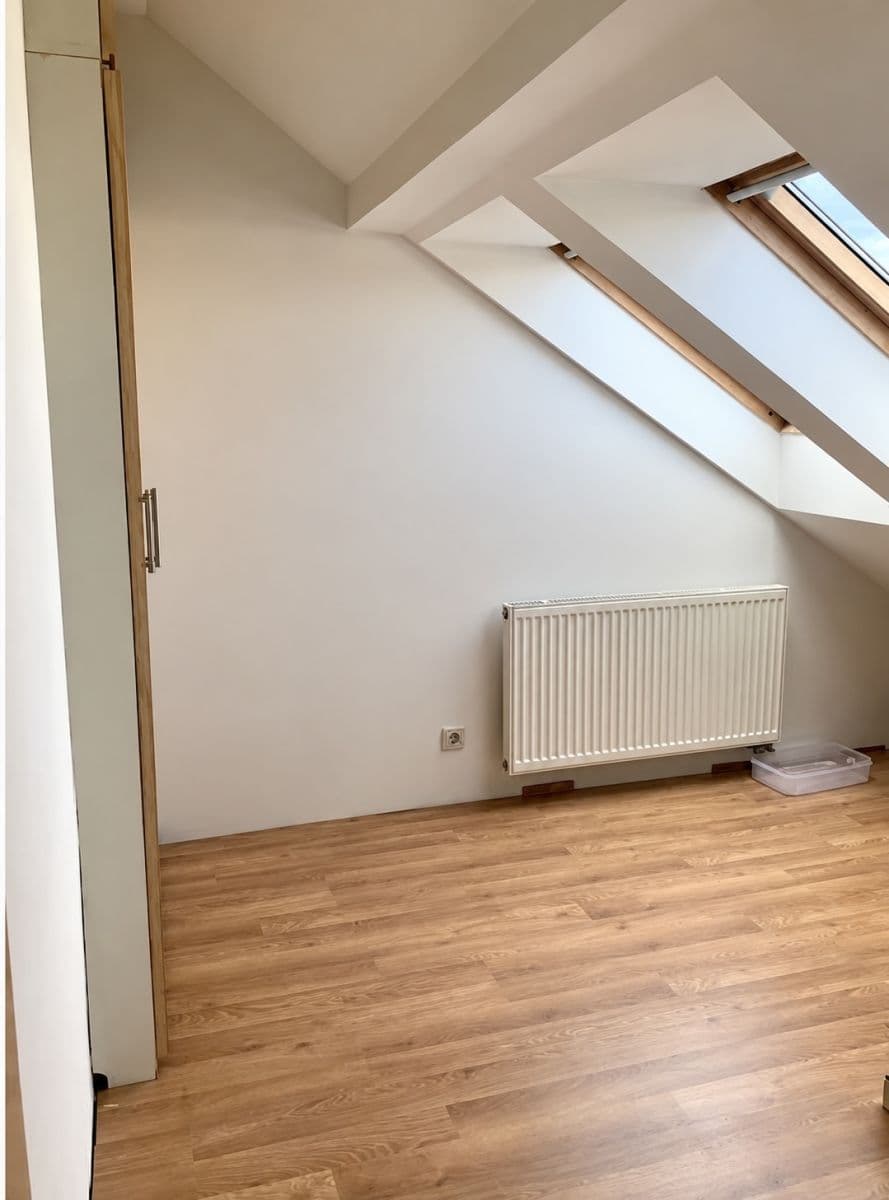 Pronájem bytu 2+kk 50 m², U Rourovny, Ostrava, Moravskoslezský kraj Pronájem bytu 2+kk 50 m², U Rourovny, Ostrava, Moravskoslezský kraj
