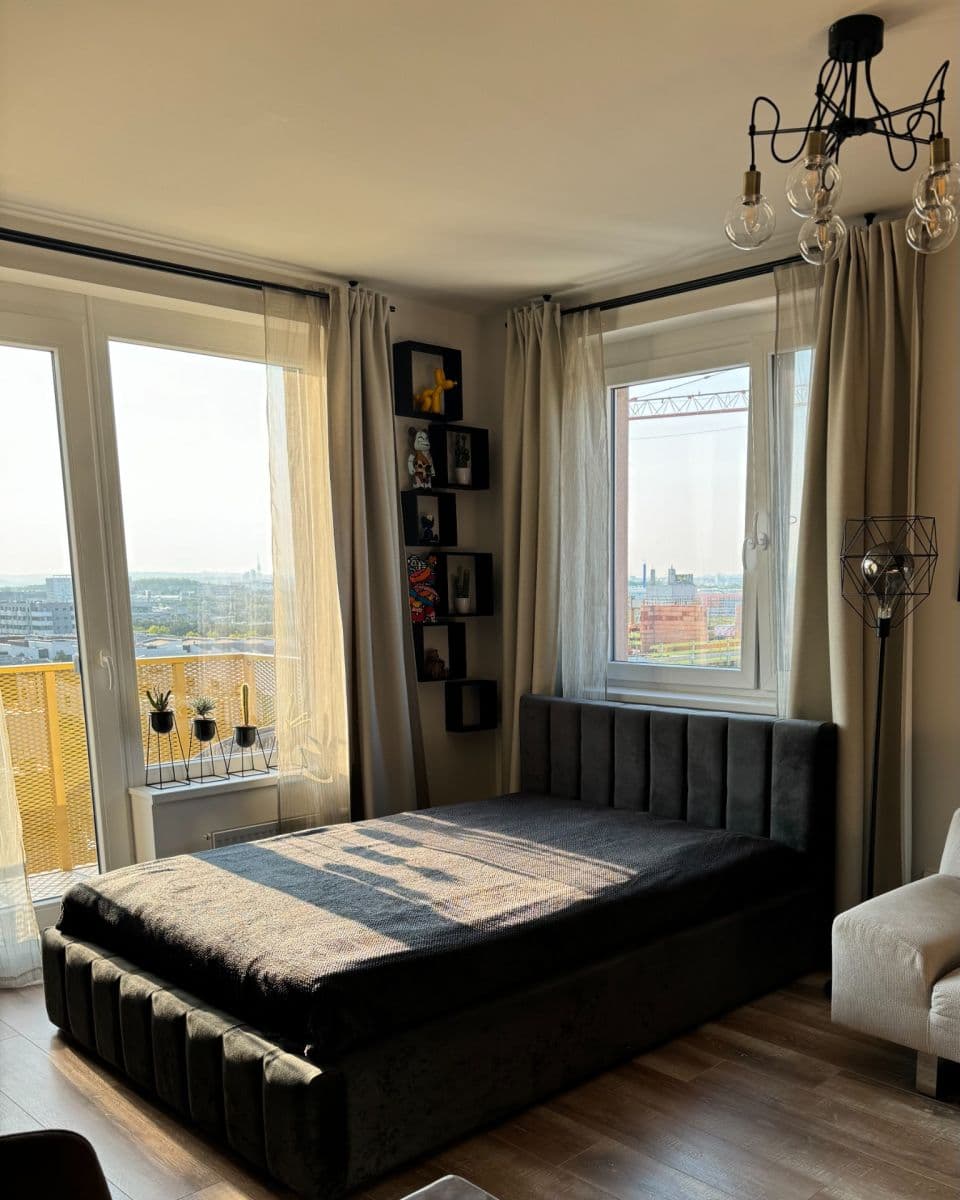 Pronájem bytu 1+kk 42 m², Honzíkova, Praha, Praha Pronájem bytu 1+kk 42 m², Honzíkova, Praha, Praha