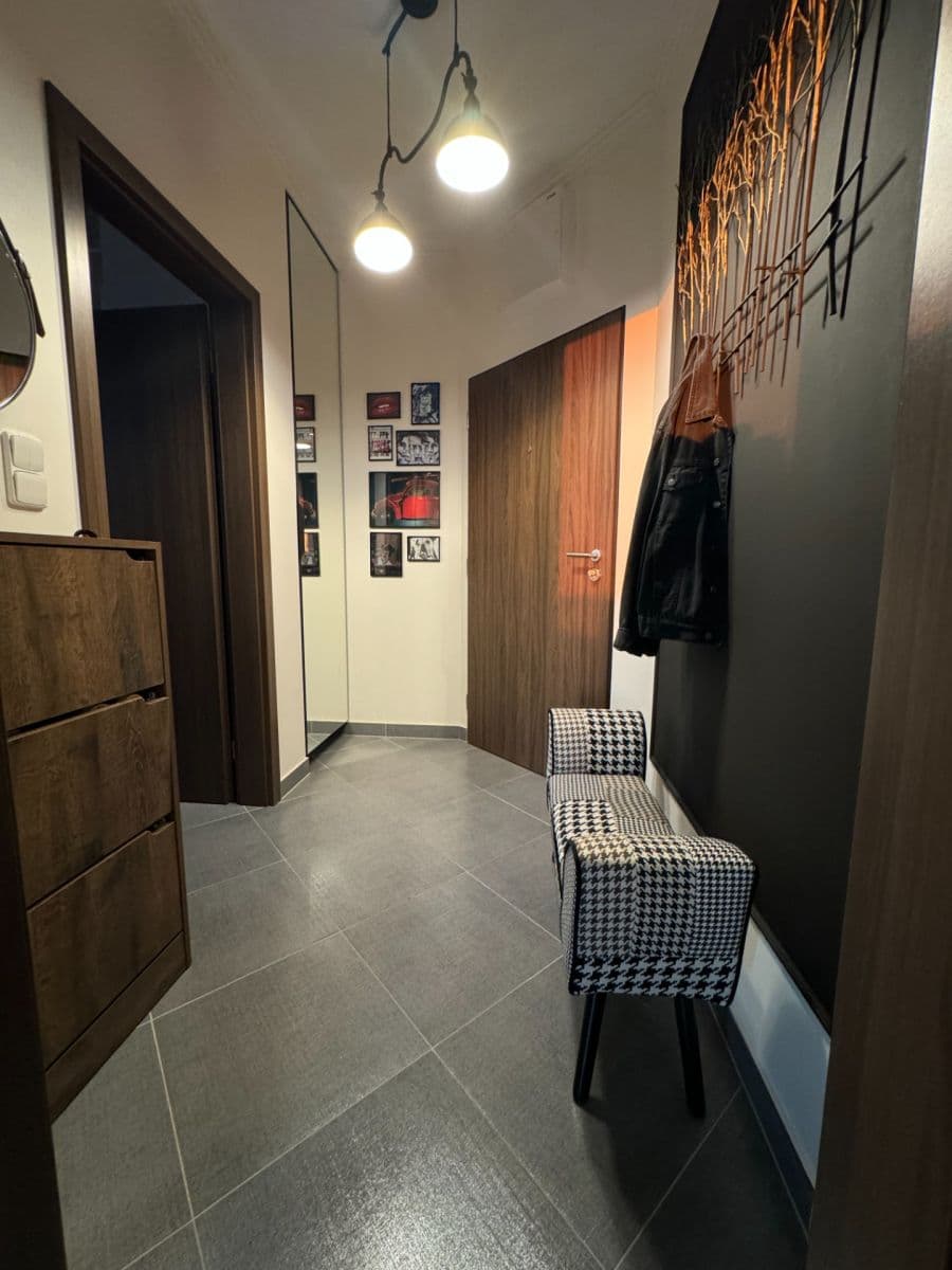 Pronájem bytu 1+kk 42 m², Honzíkova, Praha, Praha Pronájem bytu 1+kk 42 m², Honzíkova, Praha, Praha