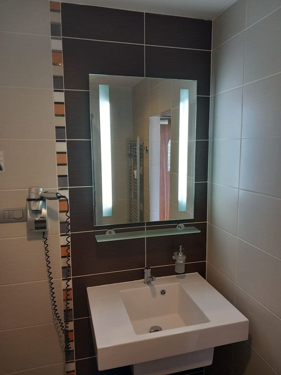 Pronájem bytu Garsoniéra 21 m², Suchdolské náměstí, Praha, Praha Pronájem bytu Garsoniéra 21 m², Suchdolské náměstí, Praha, Praha