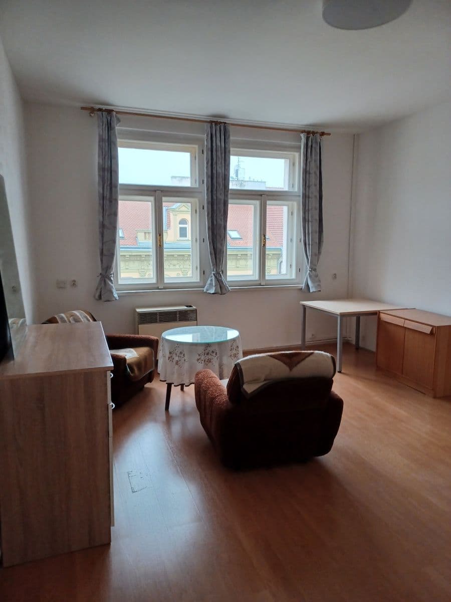Pronájem bytu 3+kk 70 m², Korunní, Praha, Praha Pronájem bytu 3+kk 70 m², Korunní, Praha, Praha