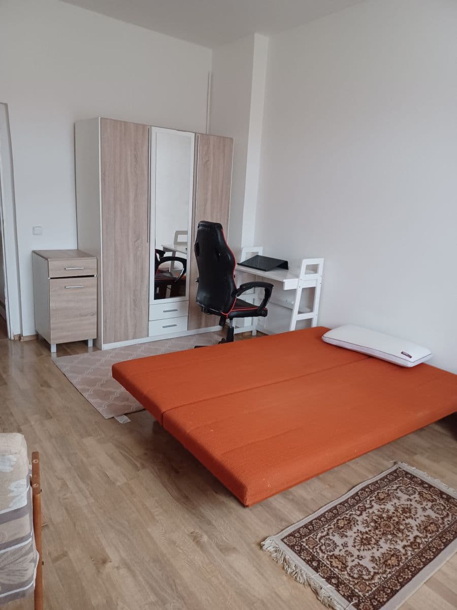Pronájem bytu 3+kk 70 m², Korunní, Praha, Praha Pronájem bytu 3+kk 70 m², Korunní, Praha, Praha