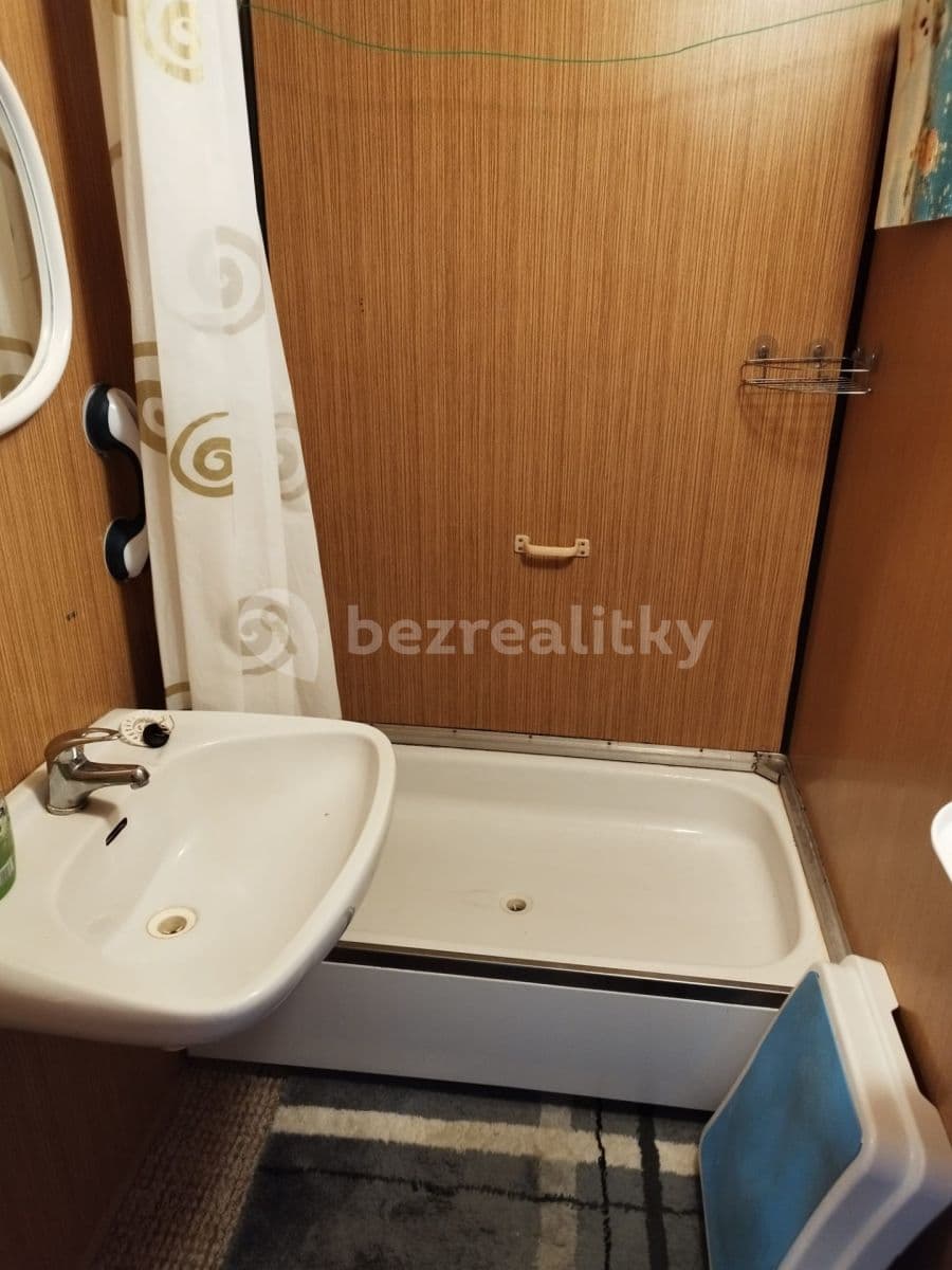 Pronájem bytu 1+1 39 m², Manětínská, Plzeň, Plzeňský kraj Pronájem bytu 1+1 39 m², Manětínská, Plzeň, Plzeňský kraj