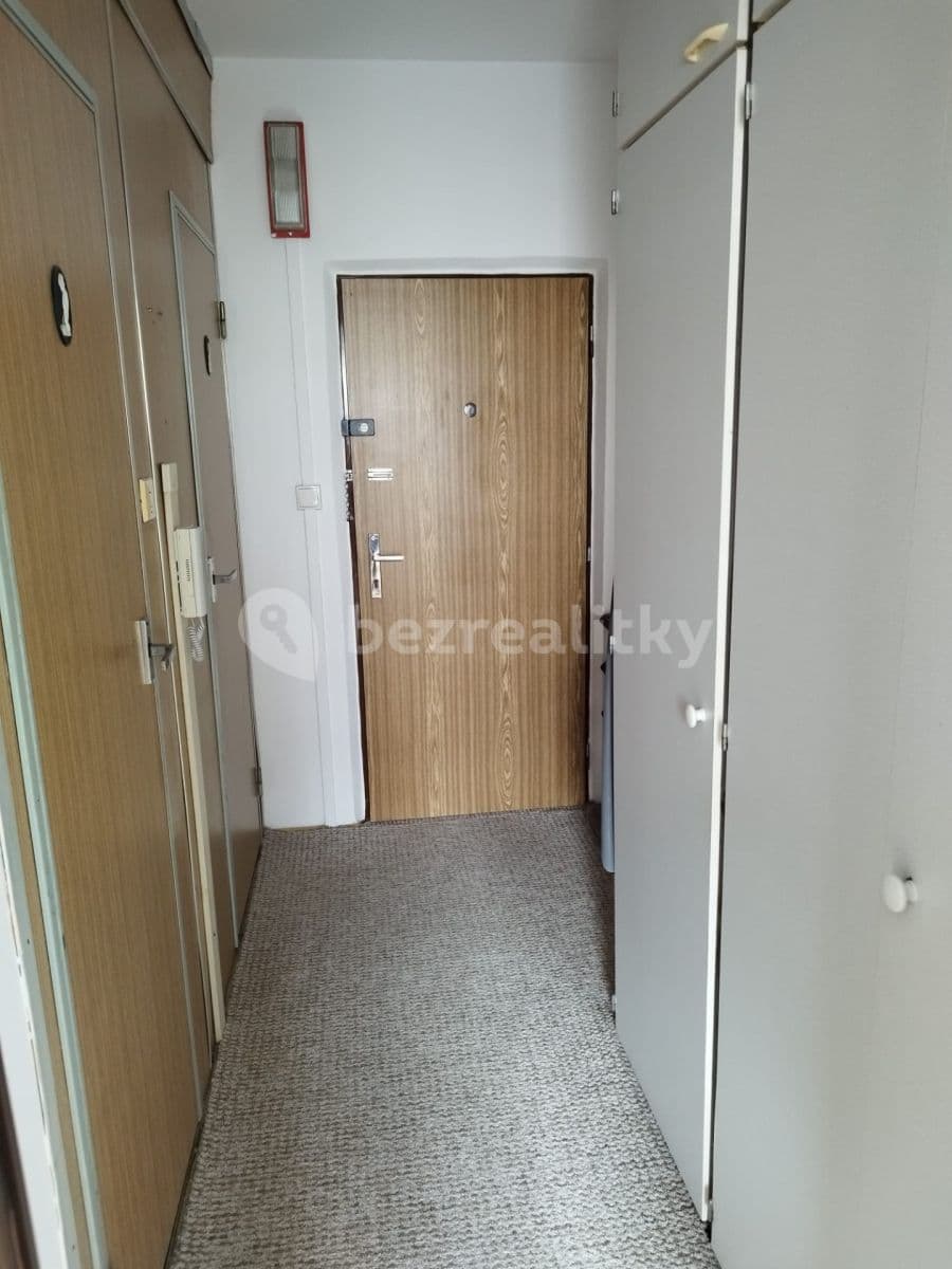 Pronájem bytu 1+1 39 m², Manětínská, Plzeň, Plzeňský kraj Pronájem bytu 1+1 39 m², Manětínská, Plzeň, Plzeňský kraj