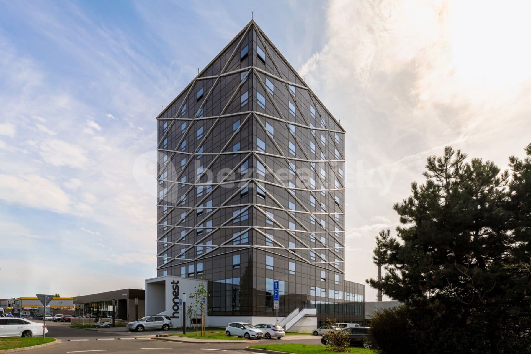 Pronájem bytu 1+kk 37 m², Obchodní, Říčany, Středočeský kraj Pronájem bytu 1+kk 37 m², Obchodní, Říčany, Středočeský kraj