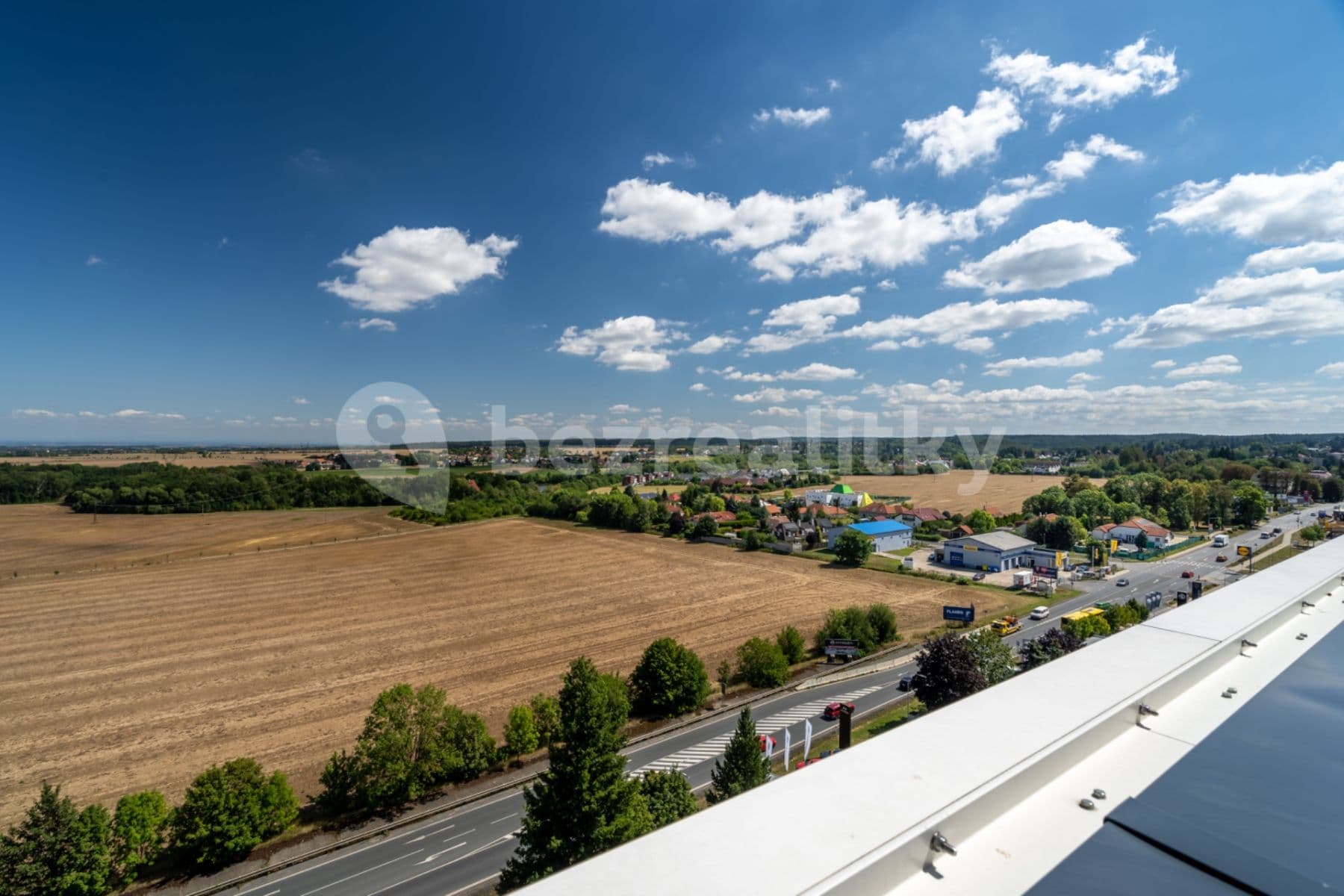Pronájem bytu 1+kk 37 m², Obchodní, Říčany, Středočeský kraj Pronájem bytu 1+kk 37 m², Obchodní, Říčany, Středočeský kraj