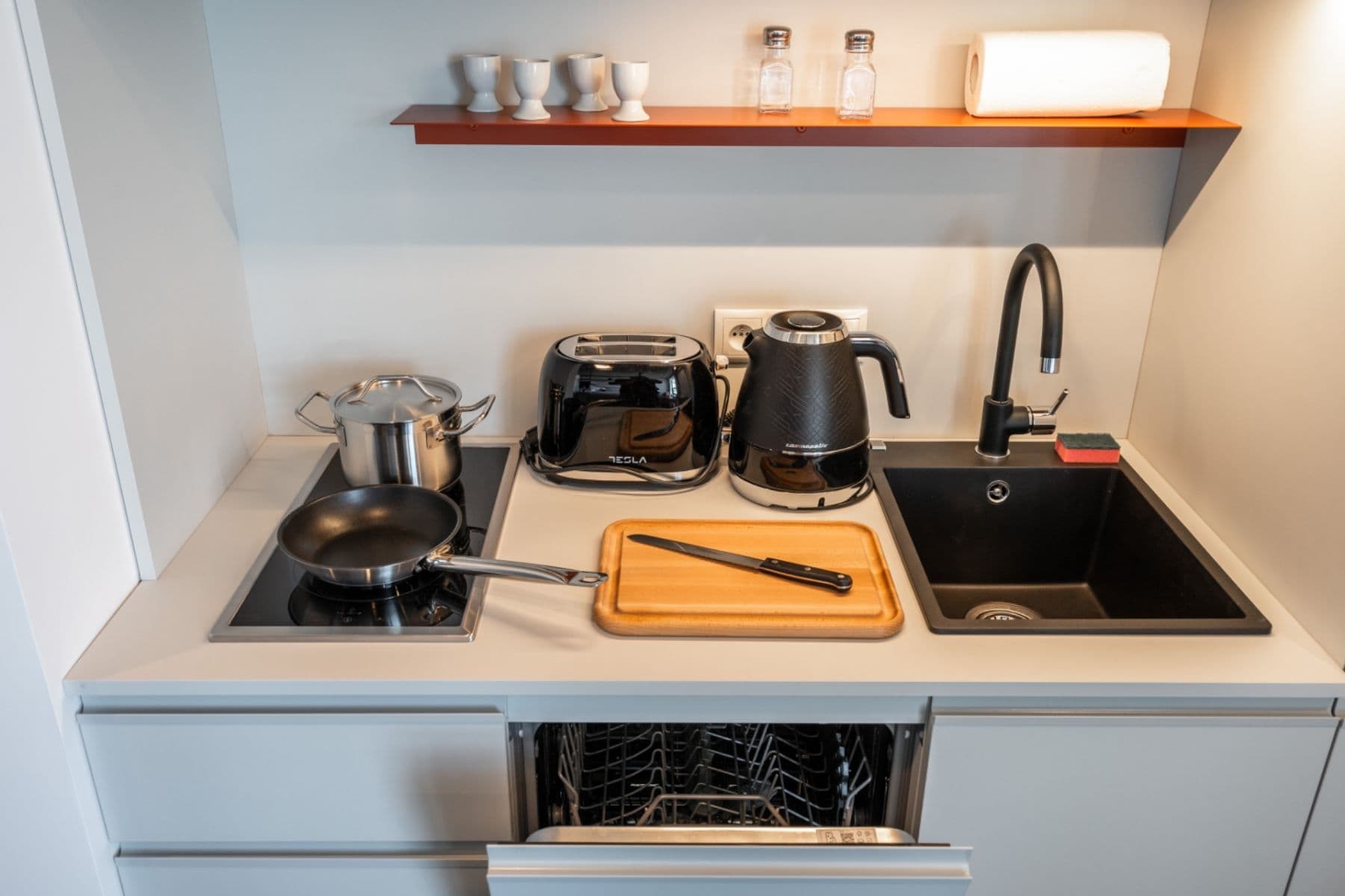 Pronájem bytu 1+kk 38 m², Obchodní, Říčany, Středočeský kraj Pronájem bytu 1+kk 38 m², Obchodní, Říčany, Středočeský kraj