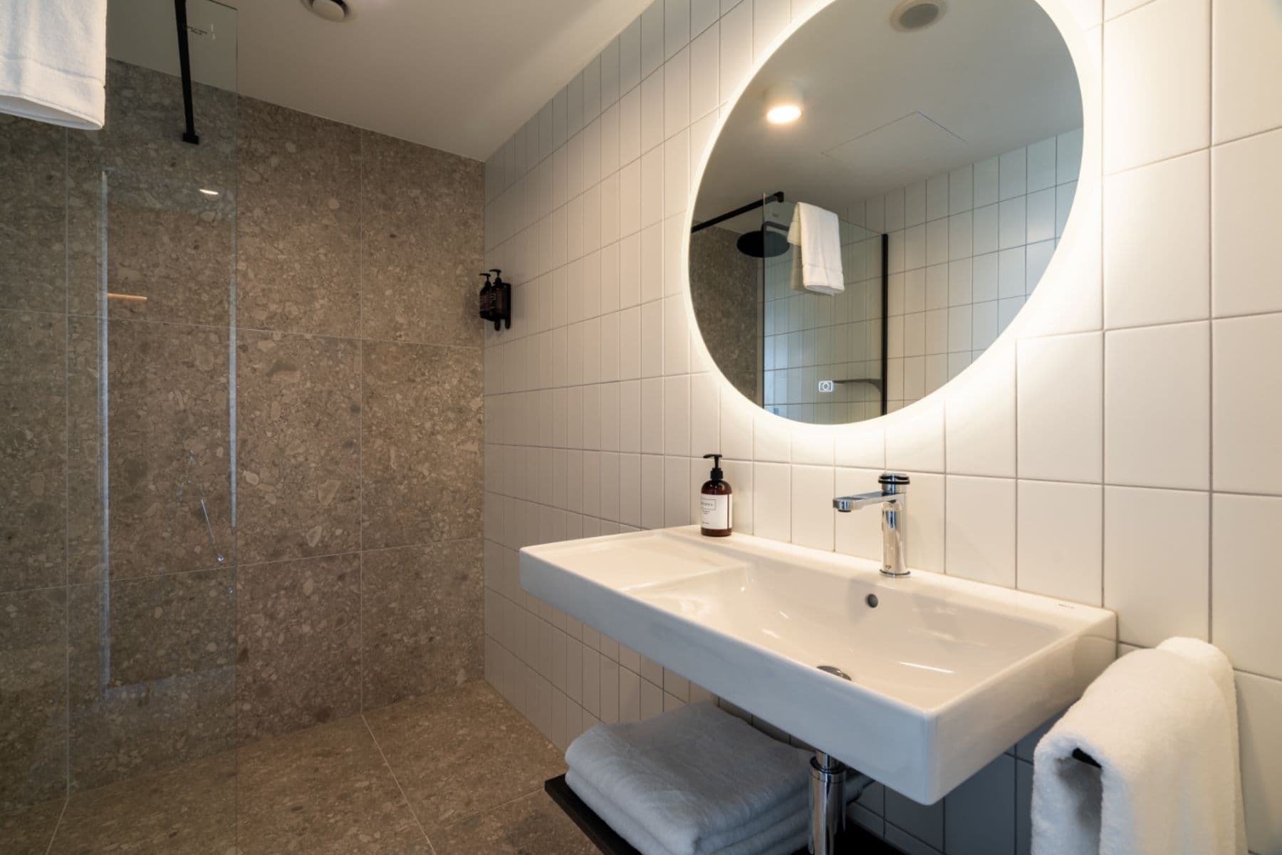 Pronájem bytu 1+kk 33 m², Obchodní, Říčany, Středočeský kraj Pronájem bytu 1+kk 33 m², Obchodní, Říčany, Středočeský kraj