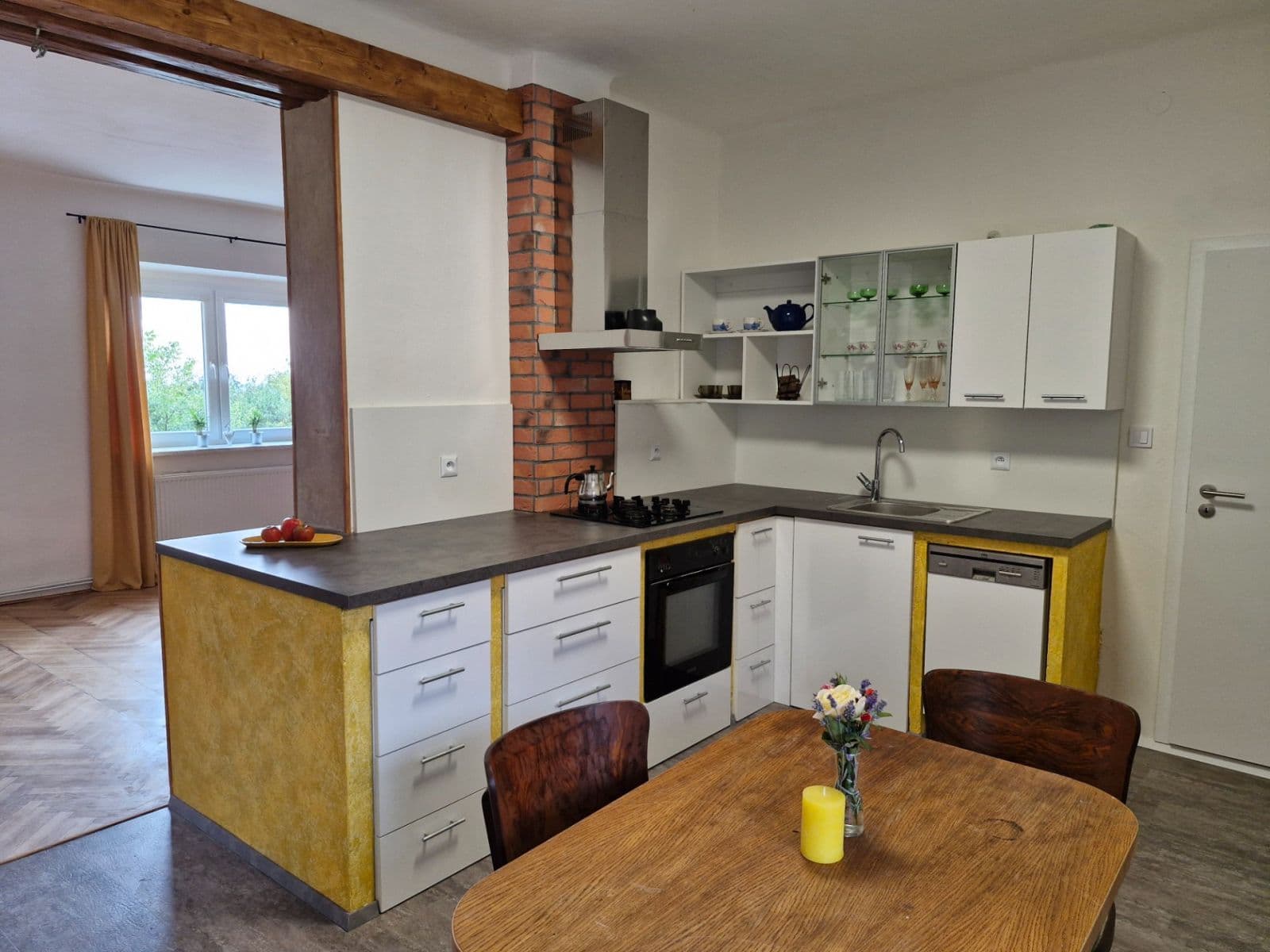 Prodej domu 321 m², pozemek 946 m², Nad Ostrůvkem, Pozořice, Jihomoravský kraj Prodej domu 321 m², pozemek 946 m², Nad Ostrůvkem, Pozořice, Jihomoravský kraj