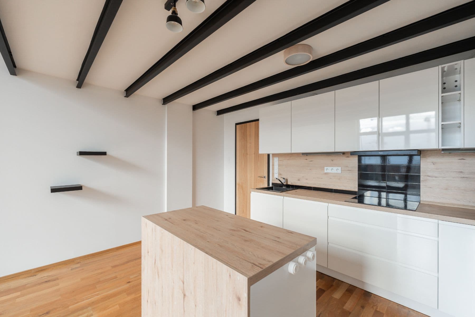 Pronájem bytu 3+kk 84 m², Ambrožova, Praha, Praha Pronájem bytu 3+kk 84 m², Ambrožova, Praha, Praha