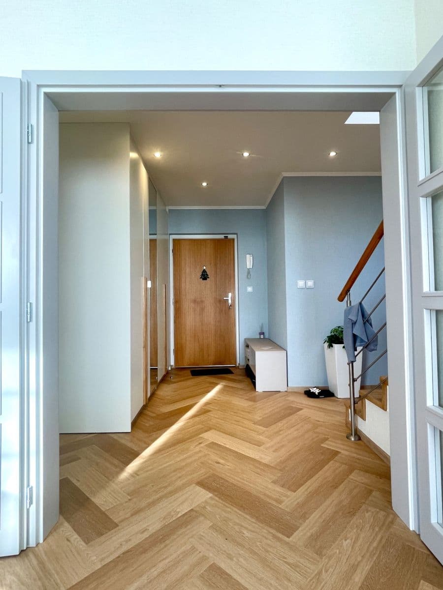Pronájem bytu 4+1 164 m², Sazovická, Praha, Praha Pronájem bytu 4+1 164 m², Sazovická, Praha, Praha