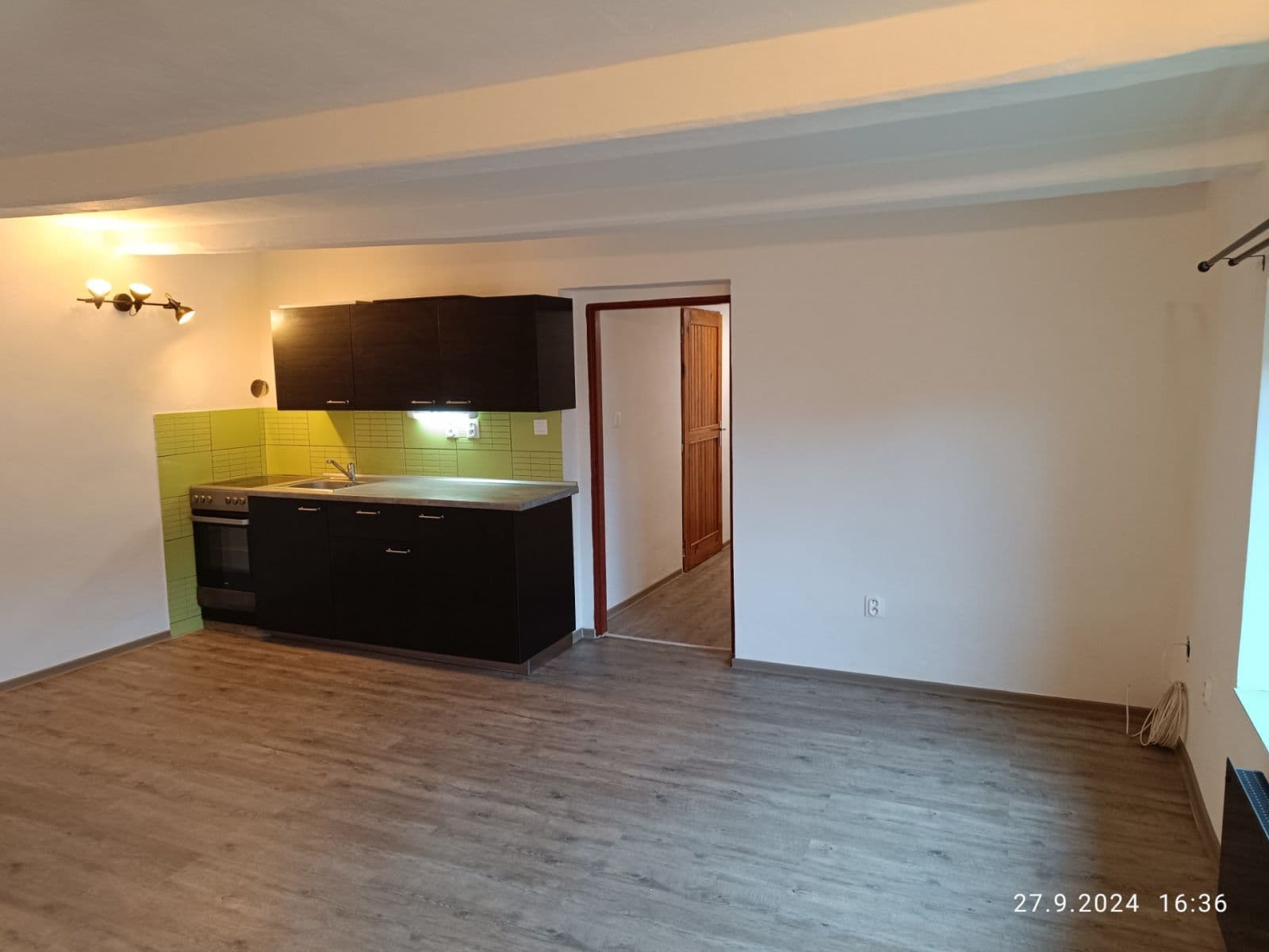 Pronájem bytu 1+kk 35 m², Nebužely, Středočeský kraj Pronájem bytu 1+kk 35 m², Nebužely, Středočeský kraj