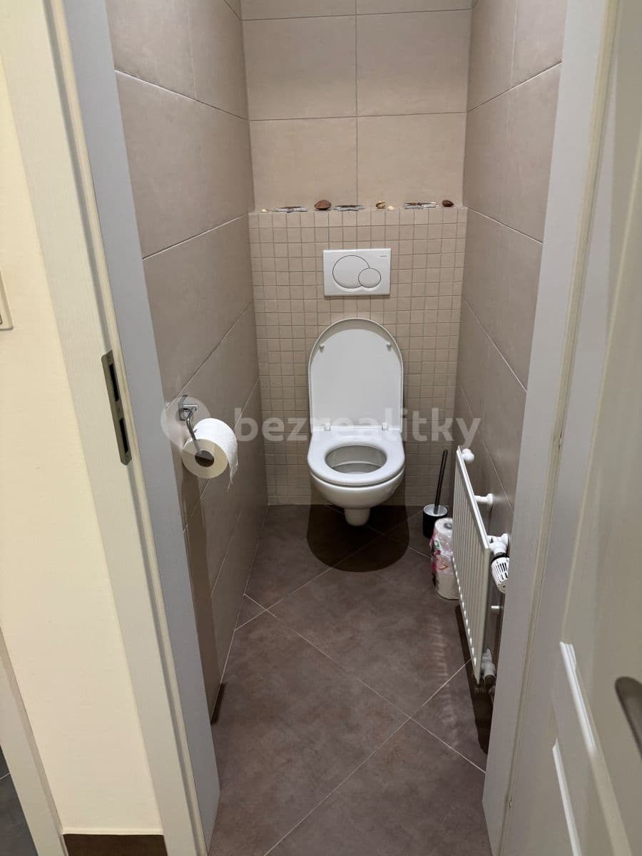 Pronájem bytu 1+1 55 m², V Jirchářích, Praha, Praha Pronájem bytu 1+1 55 m², V Jirchářích, Praha, Praha