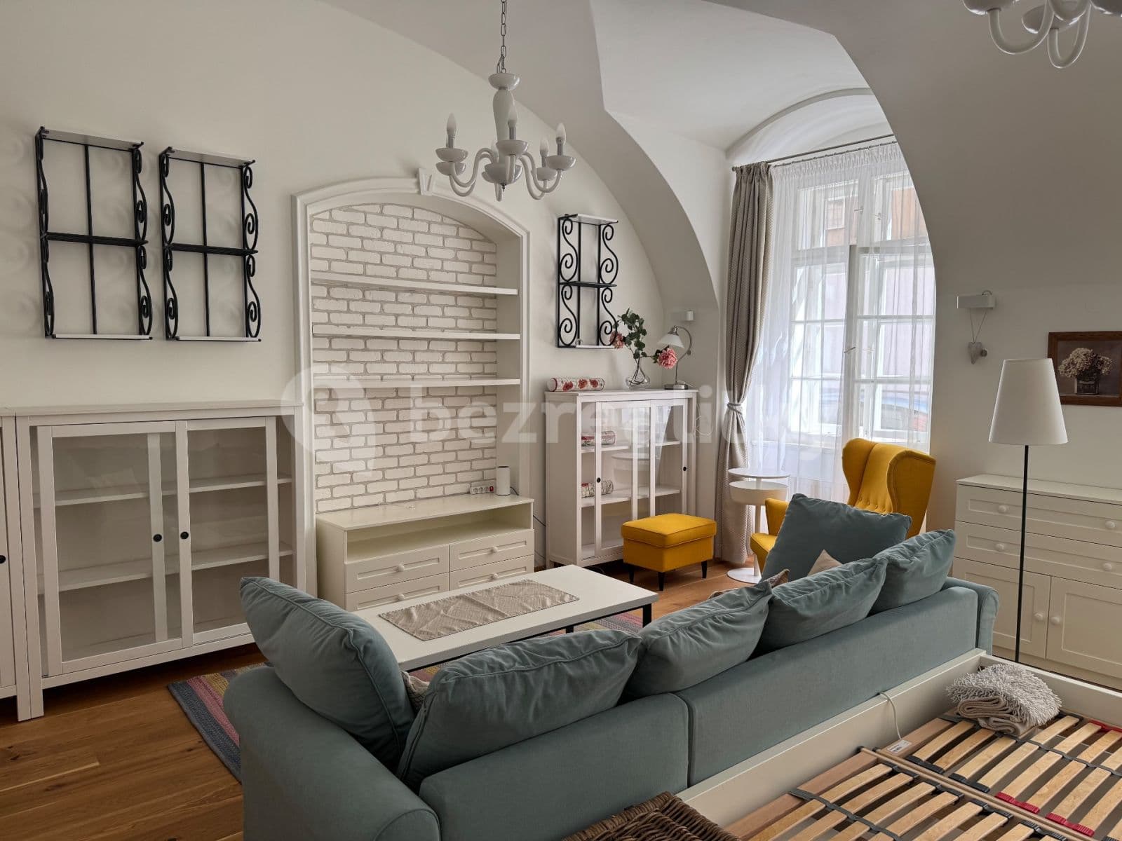 Pronájem bytu 1+1 55 m², V Jirchářích, Praha, Praha Pronájem bytu 1+1 55 m², V Jirchářích, Praha, Praha