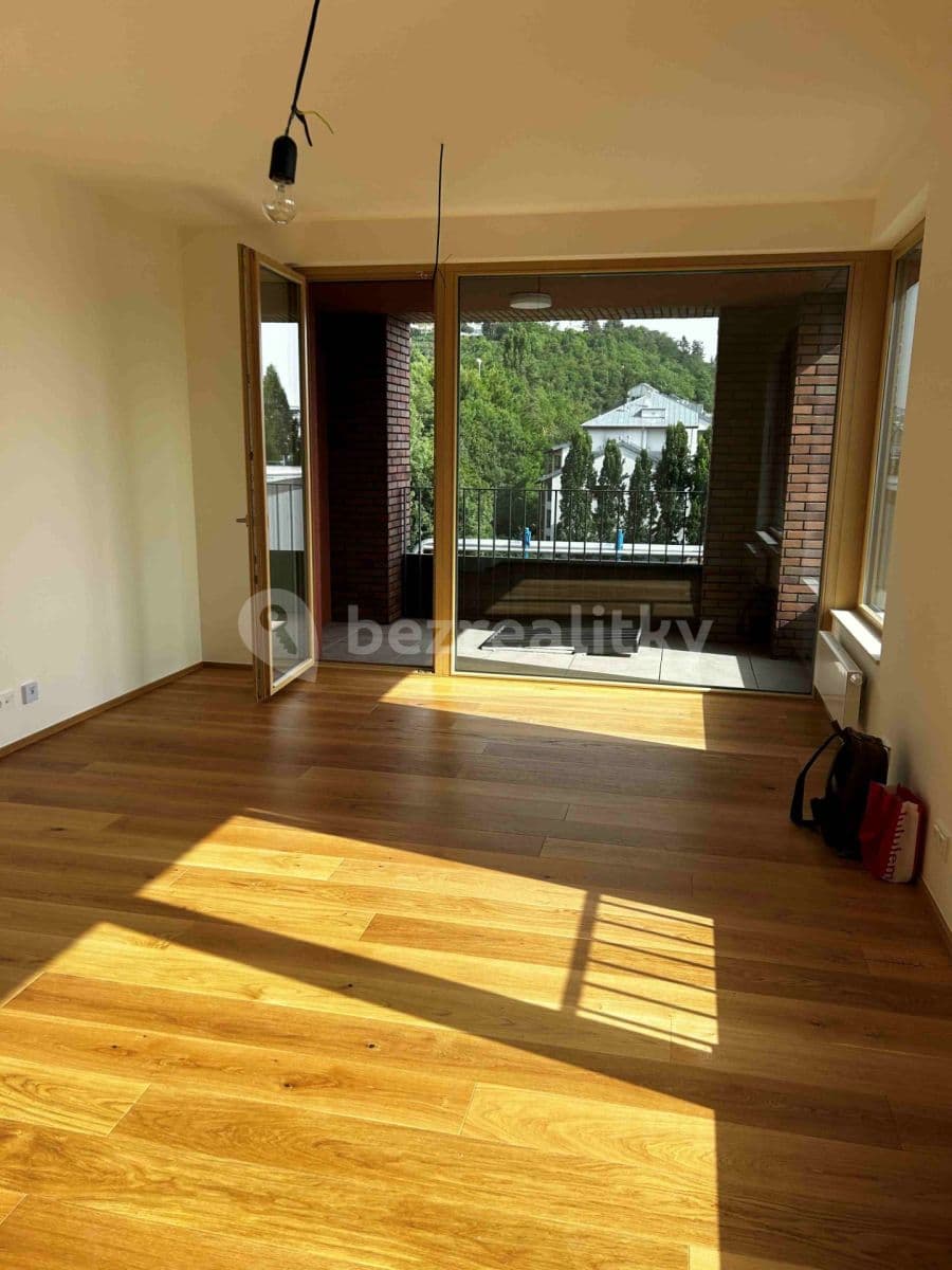 Pronájem bytu 2+kk 56 m², Pod Juliskou, Praha, Praha Pronájem bytu 2+kk 56 m², Pod Juliskou, Praha, Praha