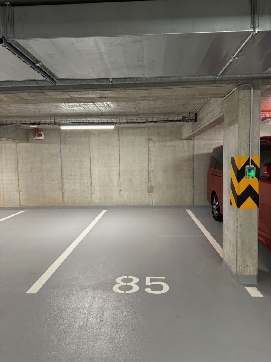 Pronájem bytu 2+kk 45 m², U Židovského hřbitova, Beroun, Středočeský kraj Pronájem bytu 2+kk 45 m², U Židovského hřbitova, Beroun, Středočeský kraj