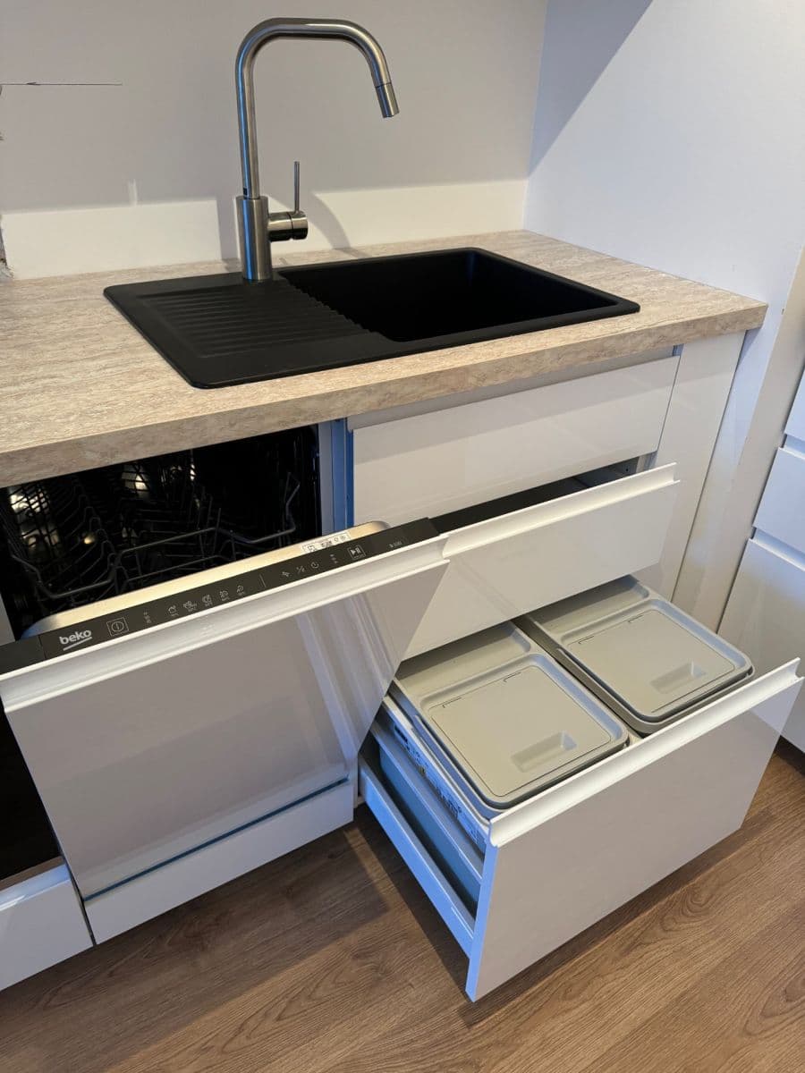 Pronájem bytu 2+kk 45 m², U Židovského hřbitova, Beroun, Středočeský kraj Pronájem bytu 2+kk 45 m², U Židovského hřbitova, Beroun, Středočeský kraj