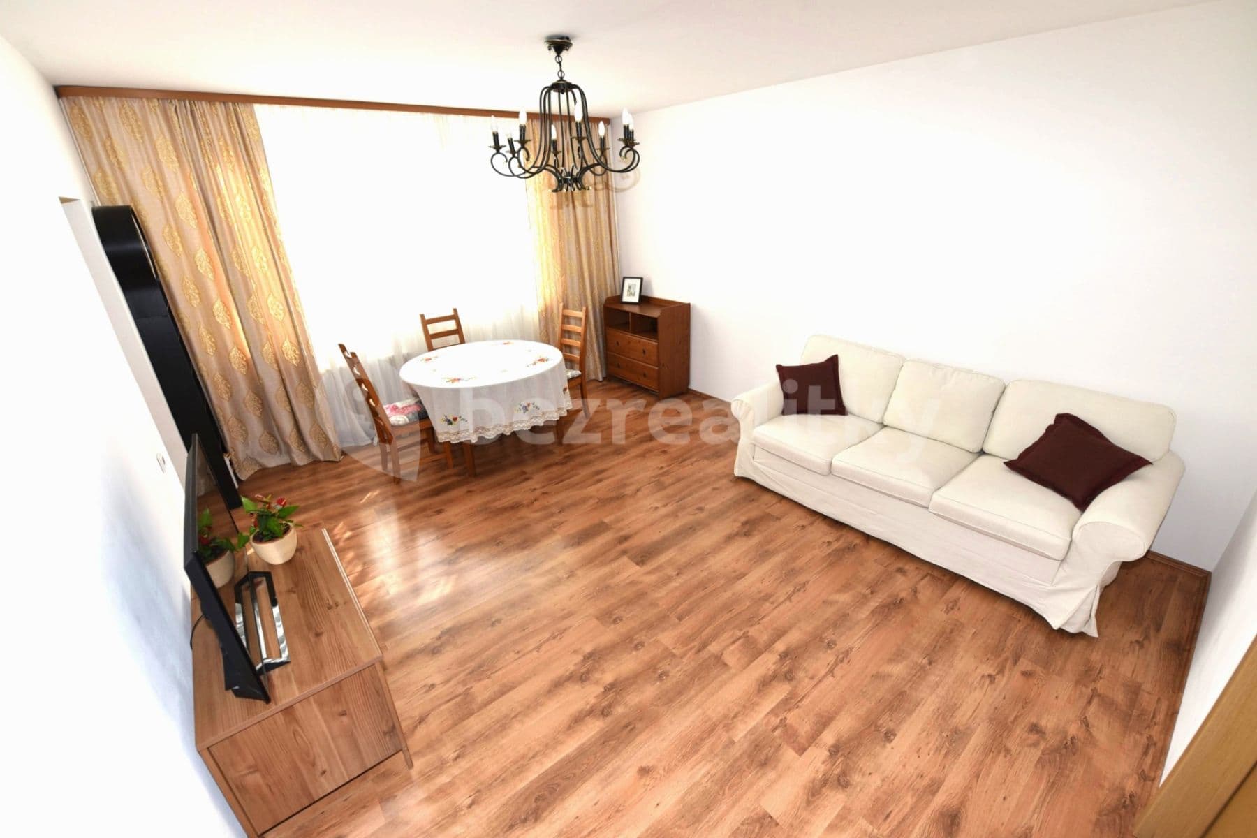 Pronájem bytu 3+1 69 m², Grussova, Praha, Praha Pronájem bytu 3+1 69 m², Grussova, Praha, Praha