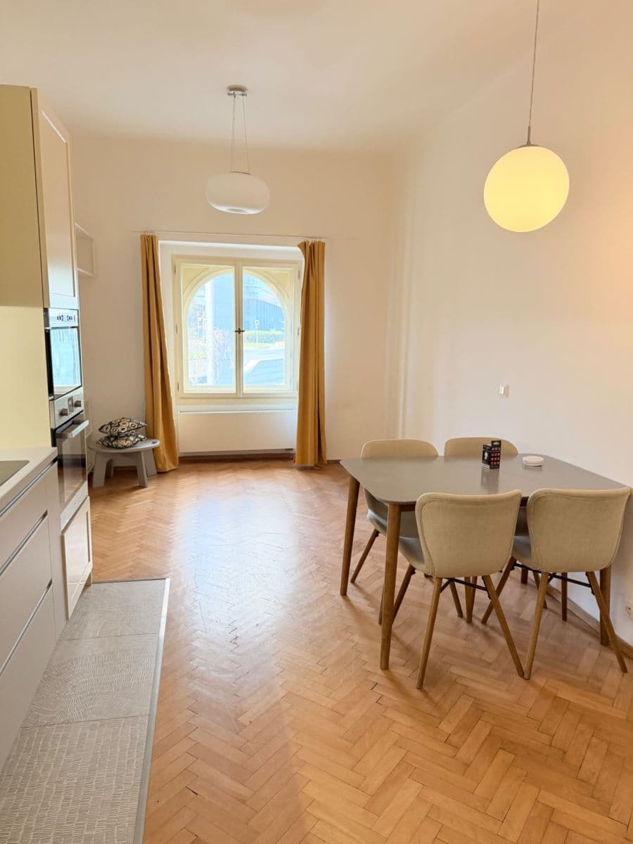 Pronájem bytu 2+kk 42 m², Pobřežní, Praha, Praha Pronájem bytu 2+kk 42 m², Pobřežní, Praha, Praha