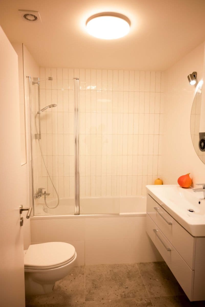 Pronájem bytu 2+kk 53 m², Karlovarská, Praha, Praha Pronájem bytu 2+kk 53 m², Karlovarská, Praha, Praha