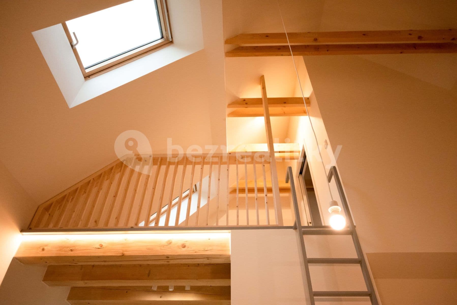 Pronájem bytu 2+kk 52 m², Karlovarská, Praha, Praha Pronájem bytu 2+kk 52 m², Karlovarská, Praha, Praha