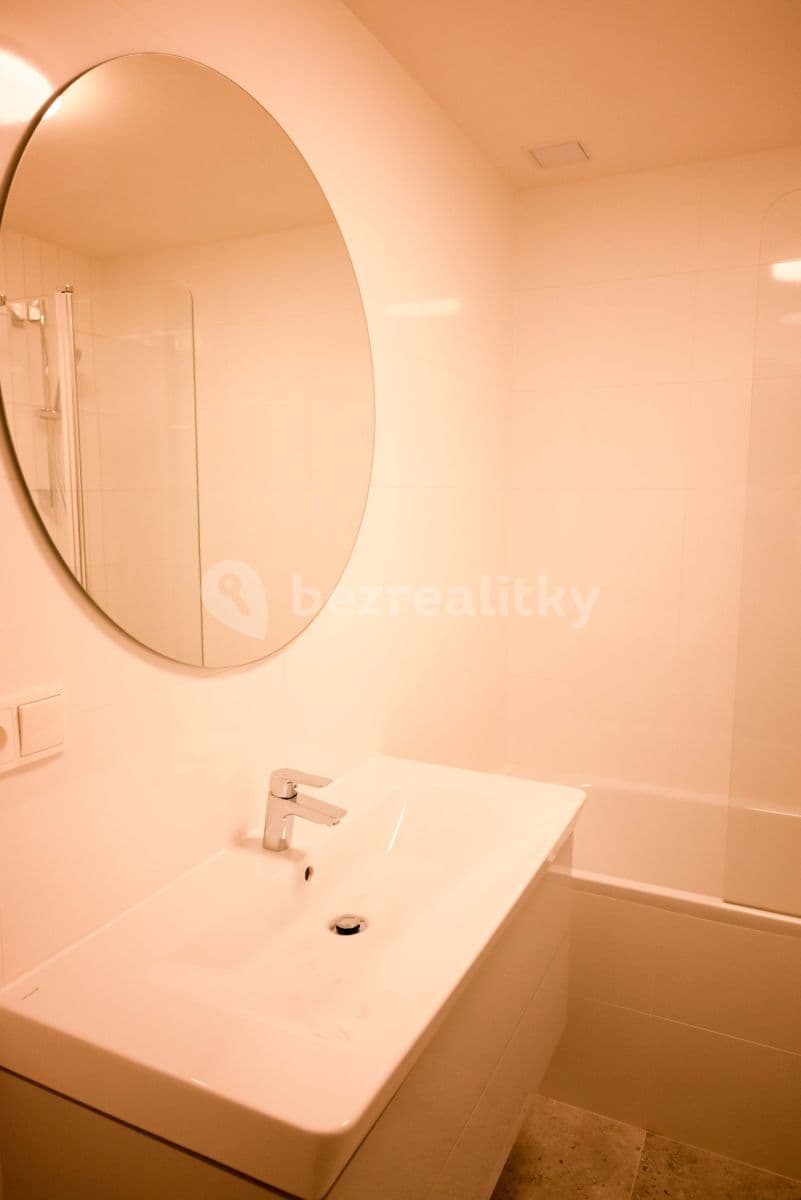 Pronájem bytu 2+kk 52 m², Karlovarská, Praha, Praha Pronájem bytu 2+kk 52 m², Karlovarská, Praha, Praha