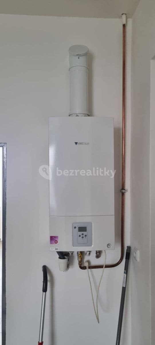 Pronájem bytu 1+1 40 m², Emy Destinové, Ústí nad Labem, Ústecký kraj Pronájem bytu 1+1 40 m², Emy Destinové, Ústí nad Labem, Ústecký kraj