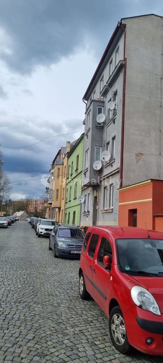 Pronájem bytu 1+1 40 m², Emy Destinové, Ústí nad Labem, Ústecký kraj Pronájem bytu 1+1 40 m², Emy Destinové, Ústí nad Labem, Ústecký kraj