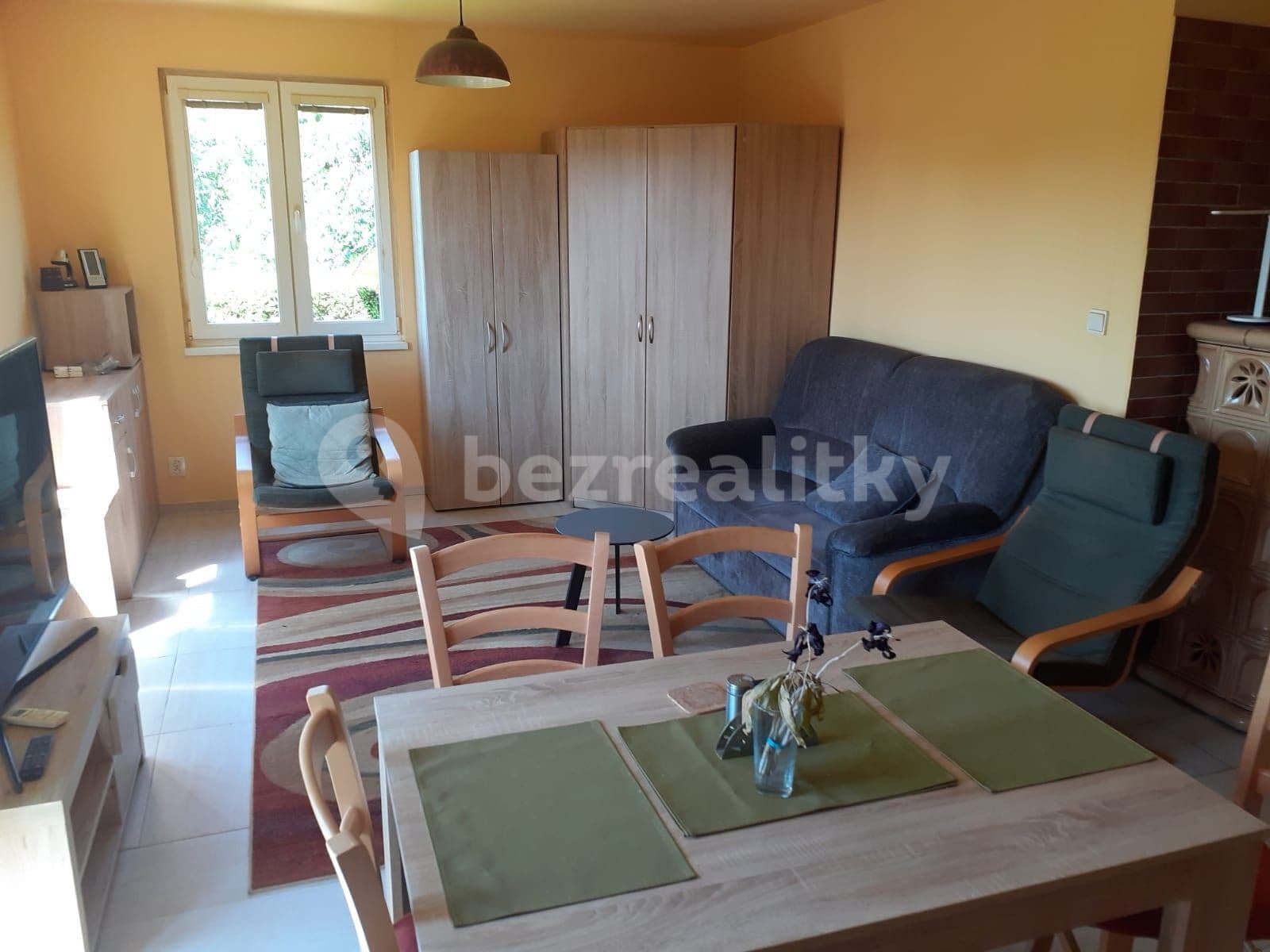 Prodej chaty, chalupy 61 m², pozemek 445 m², Mnichovice, Středočeský kraj Prodej chaty, chalupy 61 m², pozemek 445 m², Mnichovice, Středočeský kraj