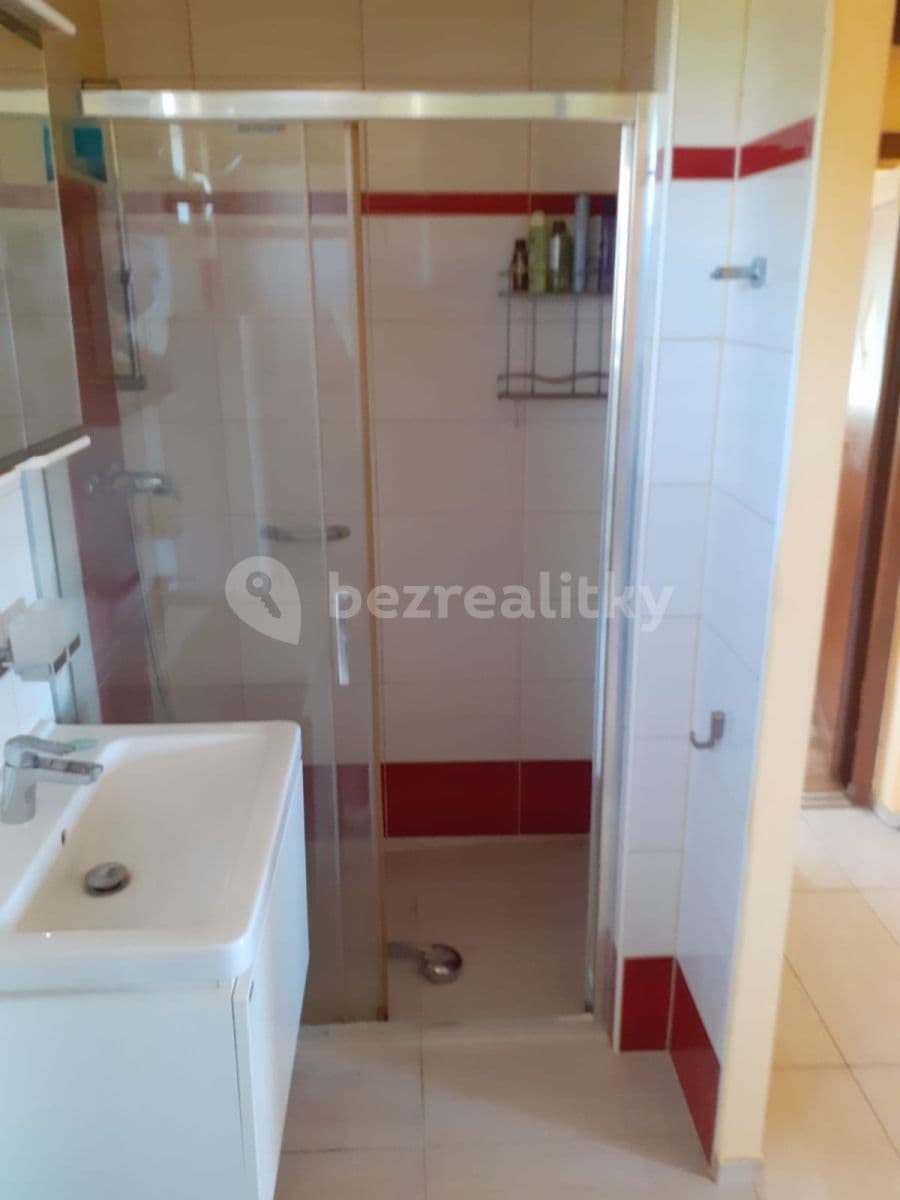 Prodej chaty, chalupy 61 m², pozemek 445 m², Mnichovice, Středočeský kraj Prodej chaty, chalupy 61 m², pozemek 445 m², Mnichovice, Středočeský kraj