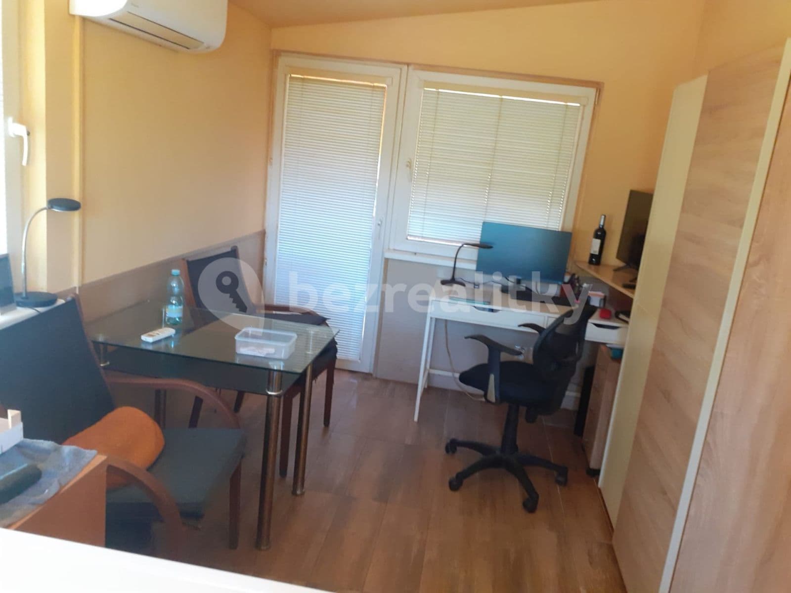 Prodej chaty, chalupy 61 m², pozemek 445 m², Mnichovice, Středočeský kraj Prodej chaty, chalupy 61 m², pozemek 445 m², Mnichovice, Středočeský kraj