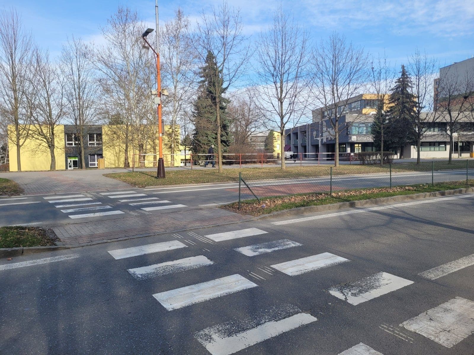 Pronájem nebytového prostoru 20 m², Masarykova třída, Orlová, Moravskoslezský kraj Pronájem nebytového prostoru 20 m², Masarykova třída, Orlová, Moravskoslezský kraj