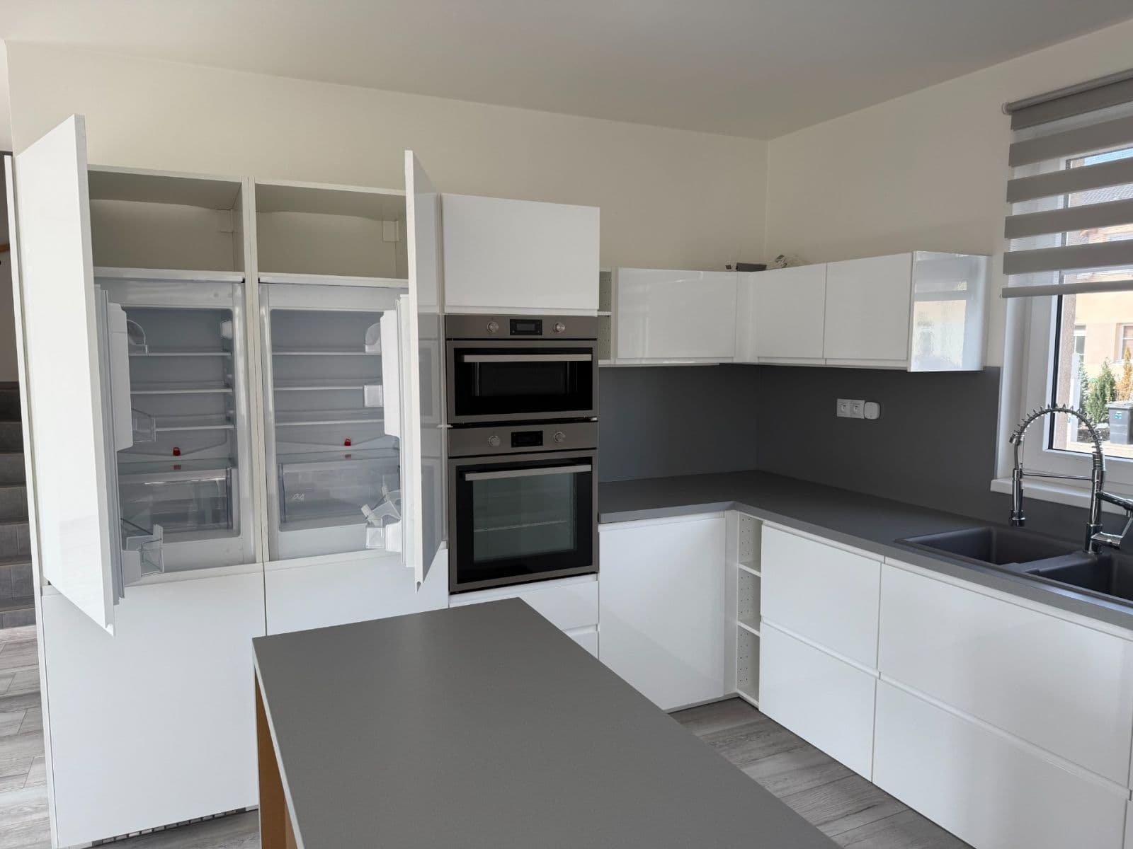 Pronájem domu 130 m², pozemek 305 m², Kozomínská, Postřižín, Středočeský kraj Pronájem domu 130 m², pozemek 305 m², Kozomínská, Postřižín, Středočeský kraj