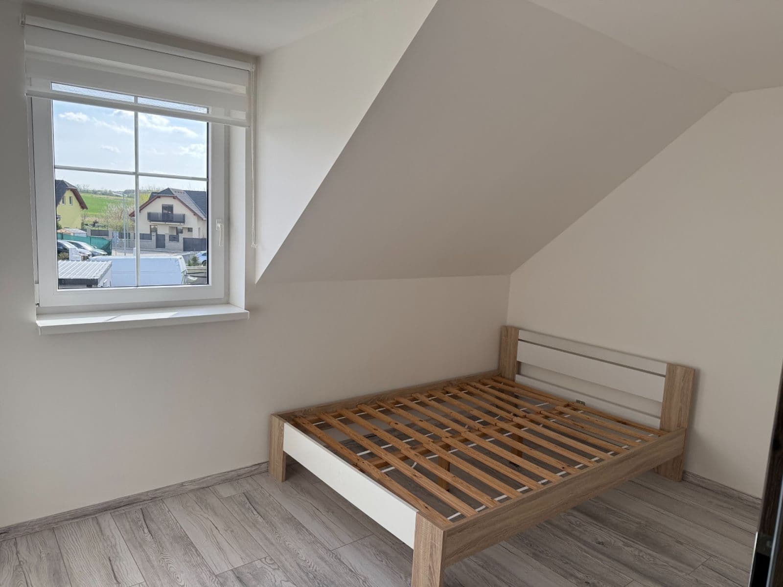 Pronájem domu 130 m², pozemek 305 m², Kozomínská, Postřižín, Středočeský kraj Pronájem domu 130 m², pozemek 305 m², Kozomínská, Postřižín, Středočeský kraj