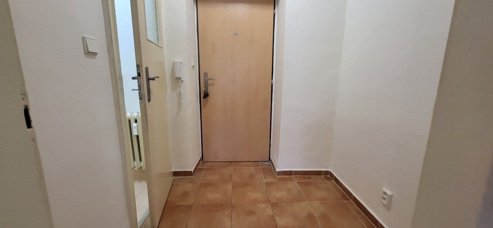 Pronájem bytu 1+1 28 m², Sýkorova, Havířov, Moravskoslezský kraj Pronájem bytu 1+1 28 m², Sýkorova, Havířov, Moravskoslezský kraj