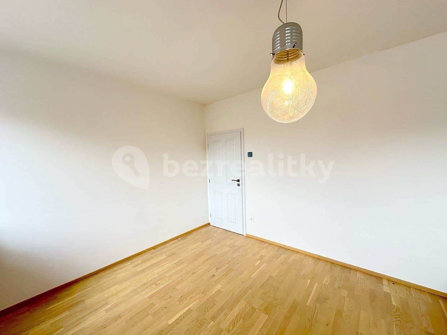 Pronájem domu 178 m², pozemek 440 m², Nad Mlýnem, Praha, Praha Pronájem domu 178 m², pozemek 440 m², Nad Mlýnem, Praha, Praha