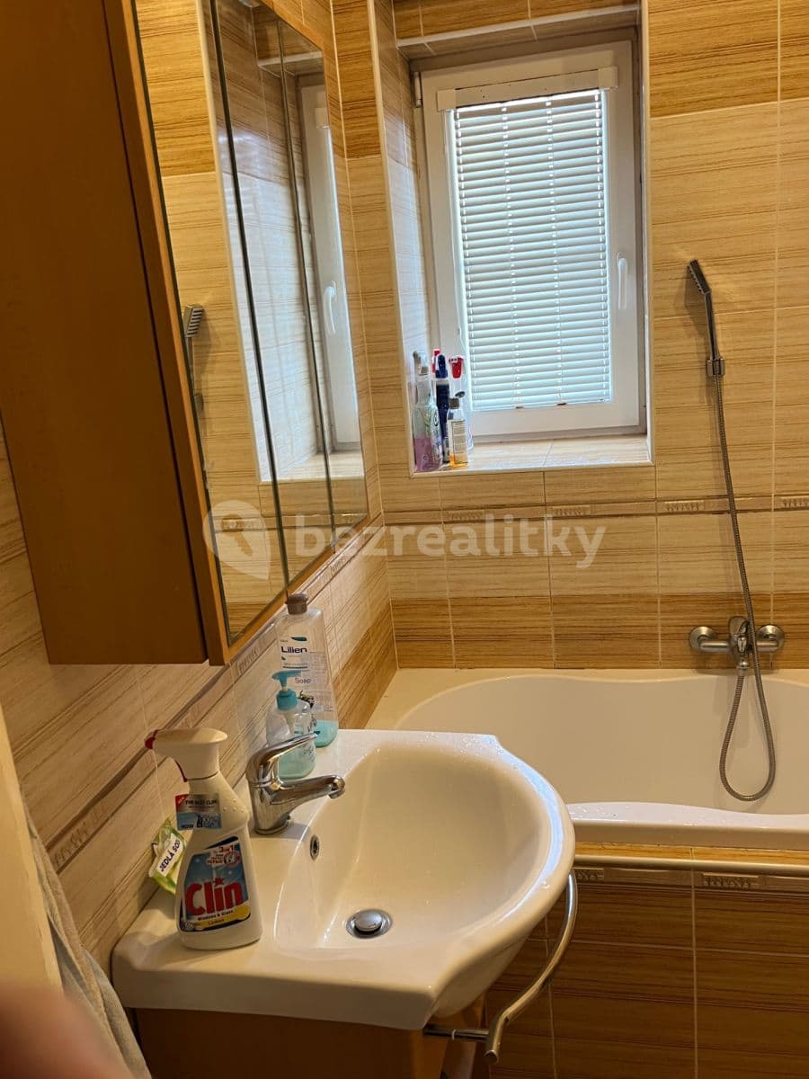 Pronájem bytu 2+kk 39 m², U Vlastního krbu, Teplice, Ústecký kraj Pronájem bytu 2+kk 39 m², U Vlastního krbu, Teplice, Ústecký kraj