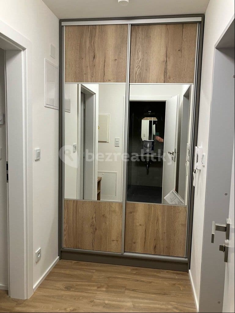 Pronájem bytu 2+kk 84 m², Polní, Liberec, Liberecký kraj Pronájem bytu 2+kk 84 m², Polní, Liberec, Liberecký kraj