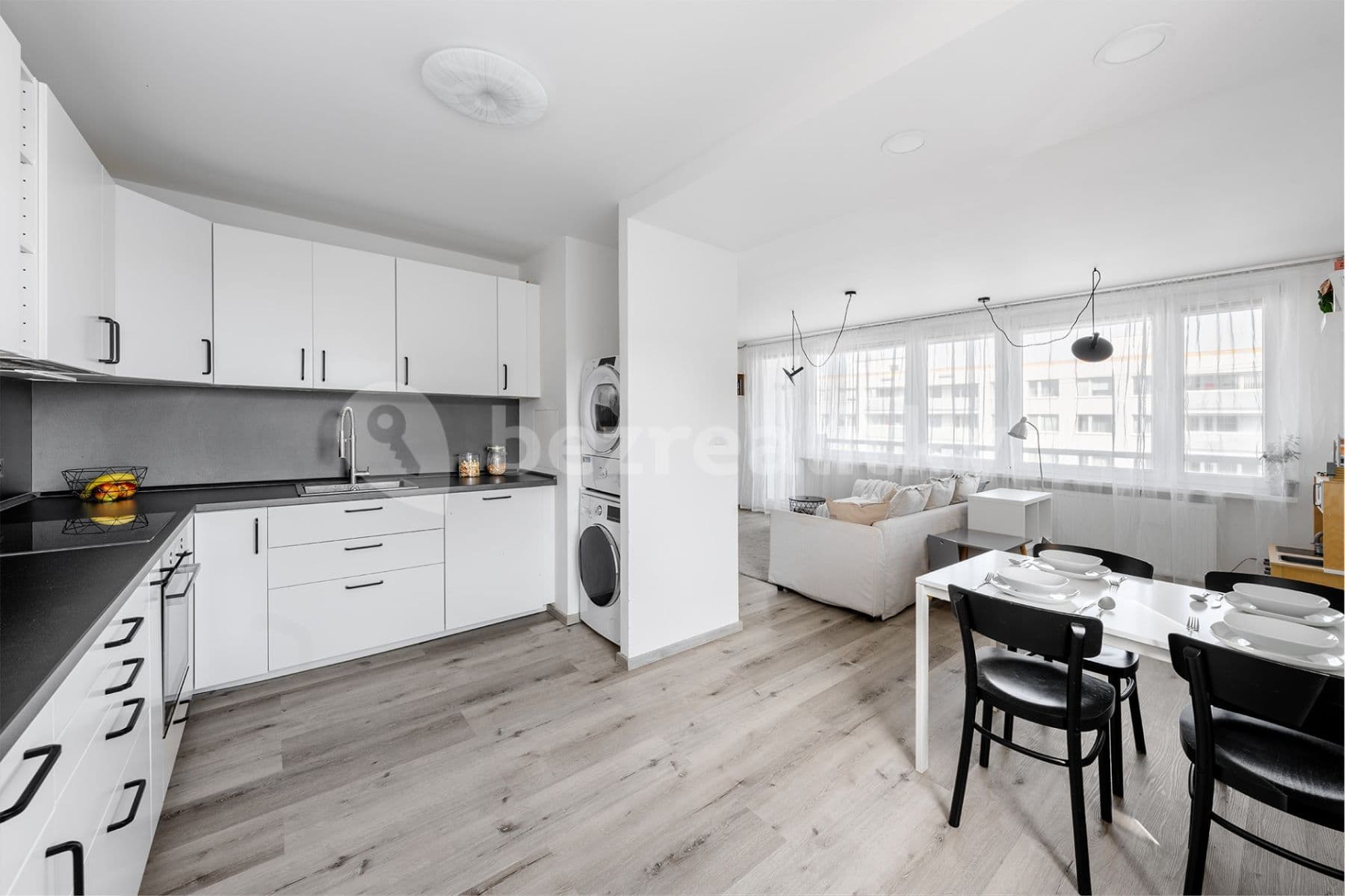 Pronájem bytu 3+kk 79 m², Přecechtělova, Praha, Praha Pronájem bytu 3+kk 79 m², Přecechtělova, Praha, Praha