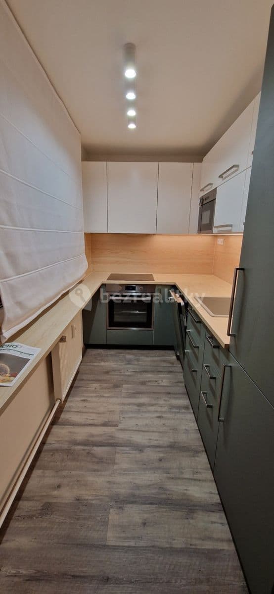 Pronájem bytu 2+kk 42 m², Braniborská, Milovice, Středočeský kraj Pronájem bytu 2+kk 42 m², Braniborská, Milovice, Středočeský kraj