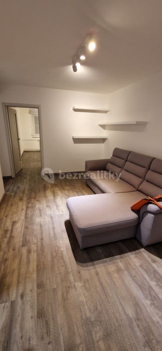 Pronájem bytu 2+kk 42 m², Braniborská, Milovice, Středočeský kraj Pronájem bytu 2+kk 42 m², Braniborská, Milovice, Středočeský kraj
