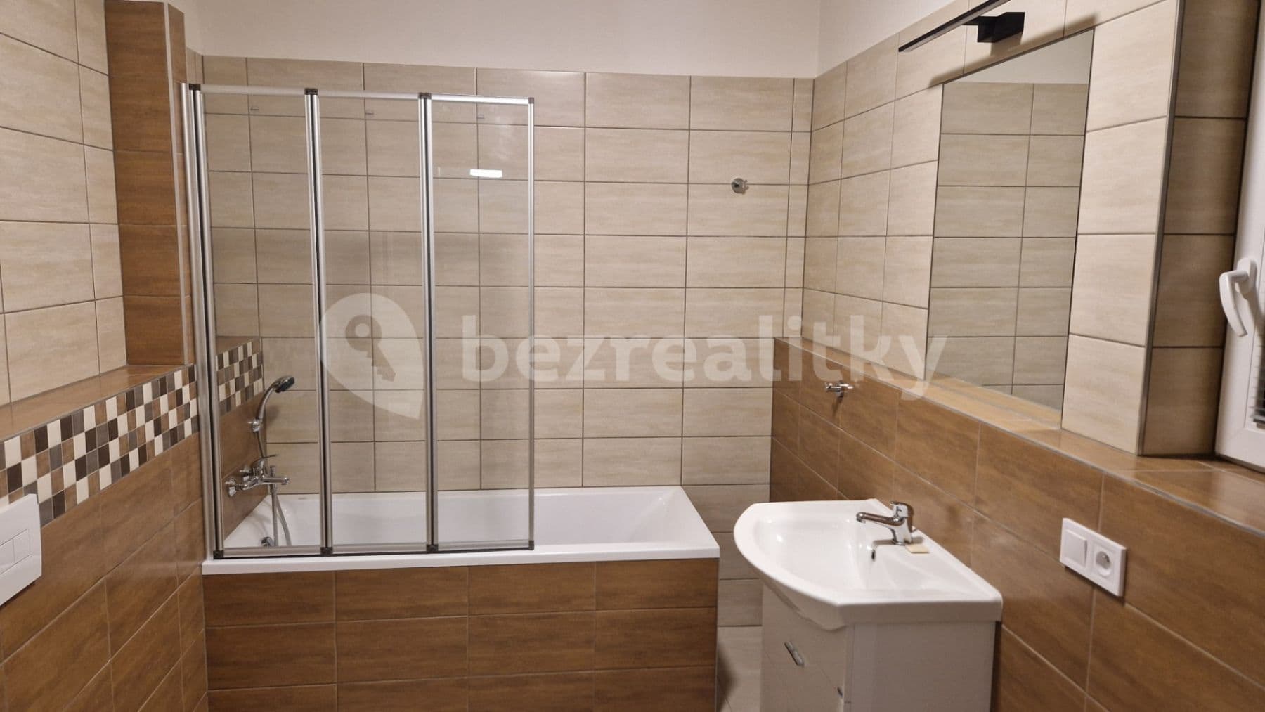 Pronájem bytu 2+kk 59 m², Poděbradova, Plzeň, Plzeňský kraj Pronájem bytu 2+kk 59 m², Poděbradova, Plzeň, Plzeňský kraj