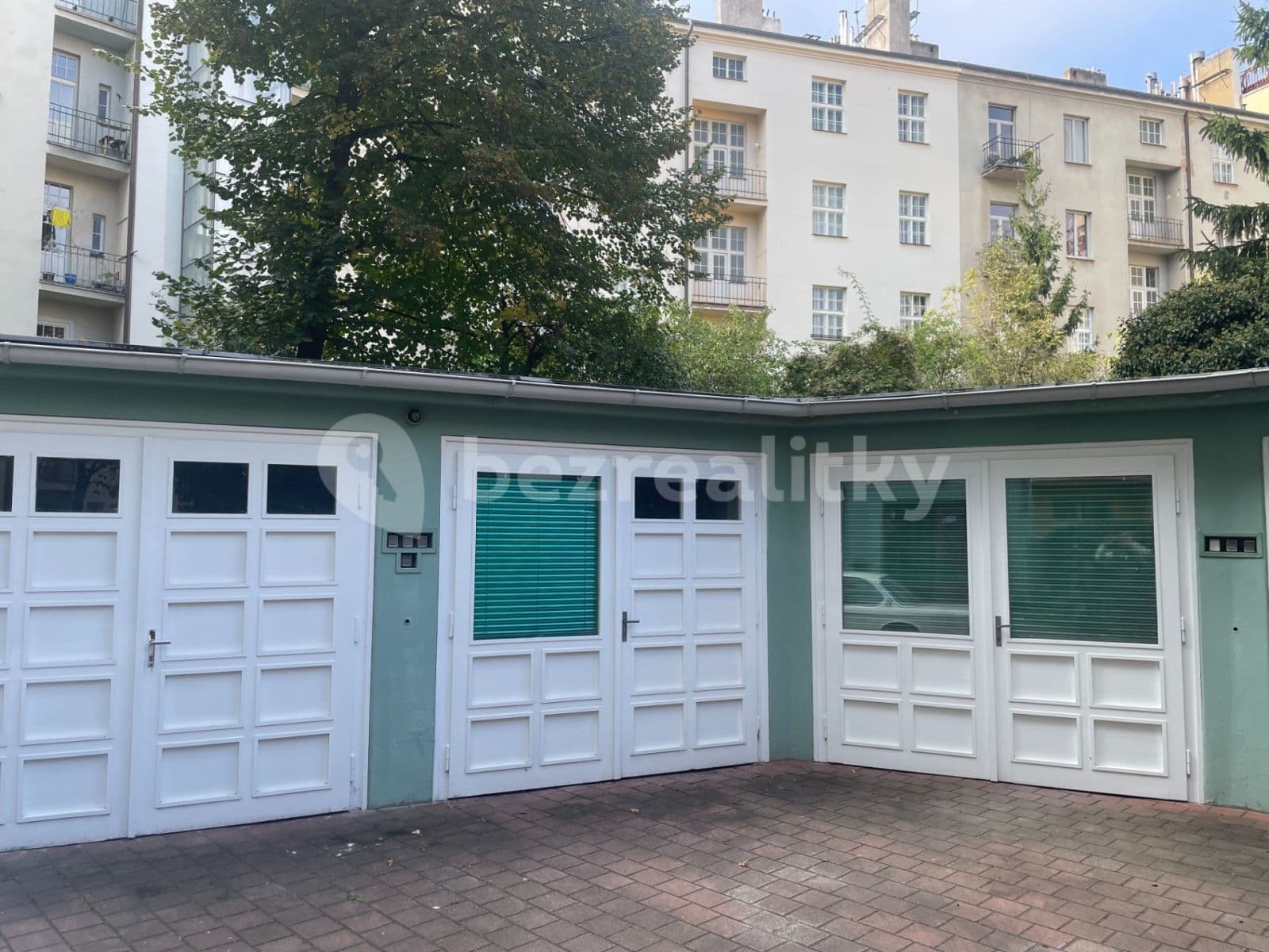 Pronájem garáže 21 m², Uralská, Praha, Praha Pronájem garáže 21 m², Uralská, Praha, Praha