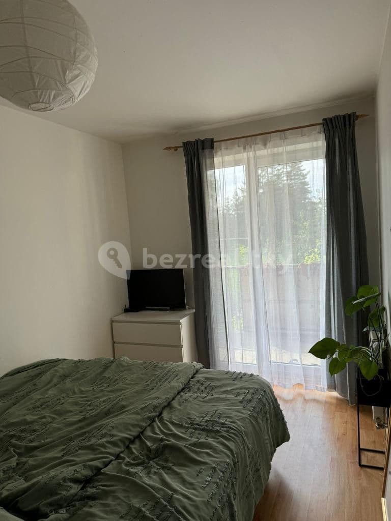 Pronájem bytu 2+kk 47 m², Boženy Koutníkové, Čelákovice, Středočeský kraj Pronájem bytu 2+kk 47 m², Boženy Koutníkové, Čelákovice, Středočeský kraj