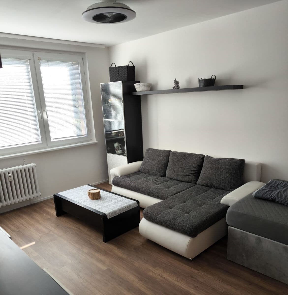 Pronájem bytu 1+kk 31 m², Benkova, Praha, Praha Pronájem bytu 1+kk 31 m², Benkova, Praha, Praha